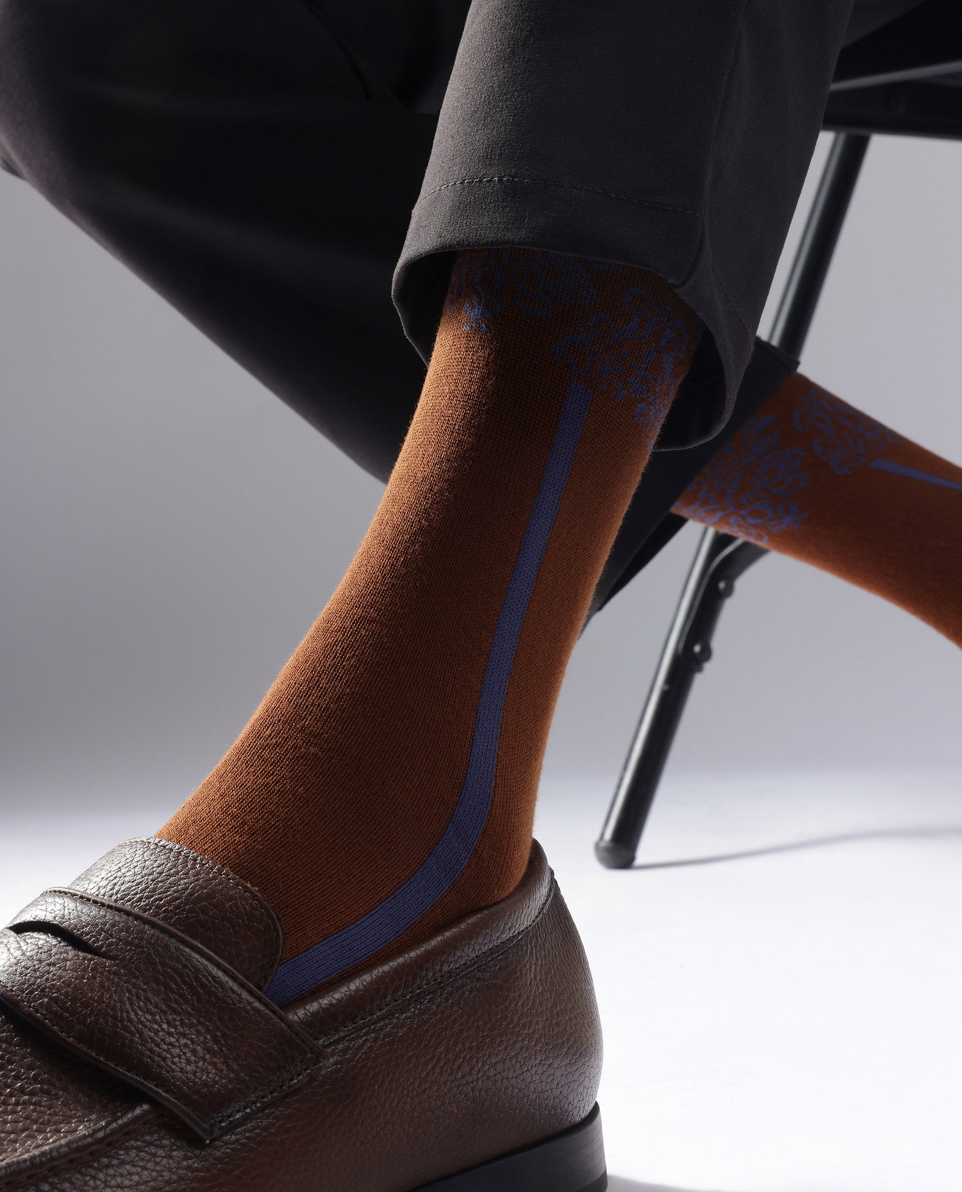 Rare Rabbit Men Border Assorted Socks