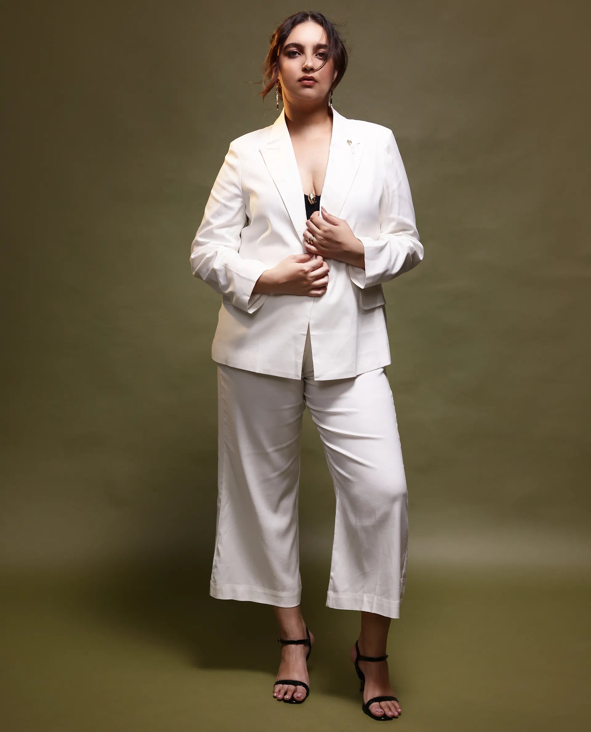 Rareism Women Ziva Off White Full Sleeves Tailored Fit Solid Polyester Fabric Blazer