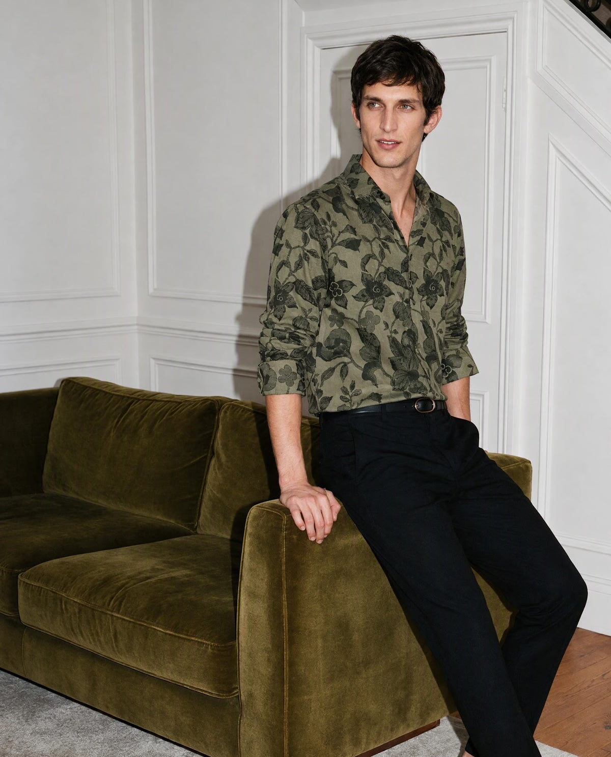 Rare Rabbit Men's Nomo Dark Green Polyester Blend Fabric Spread Collar Regular Fit Floral Print Shirt