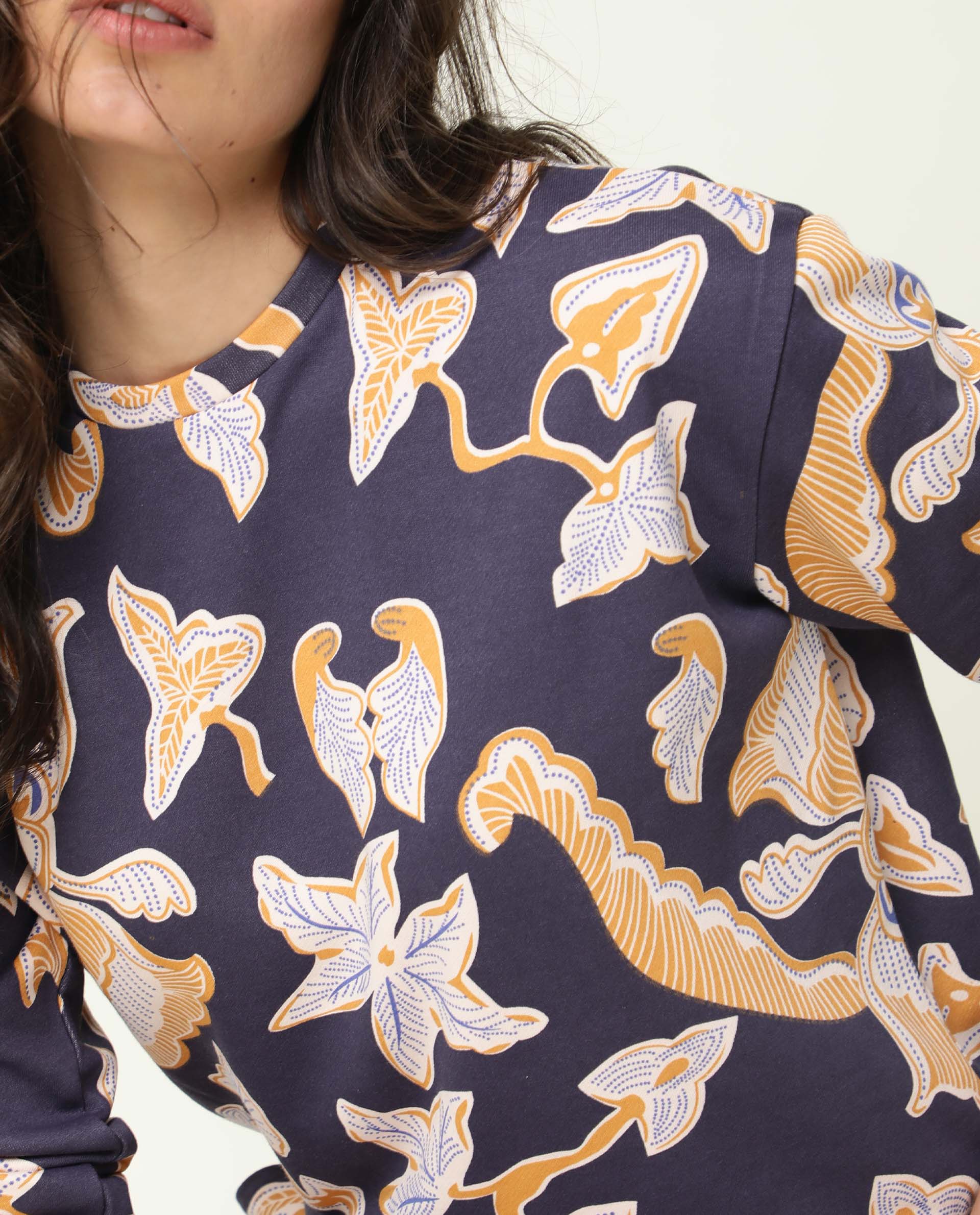 Rareism Women Denise Navy Cotton Fabric Relaxed Fit Full Sleeves Abstract Print Crew Neck Sweatshirt