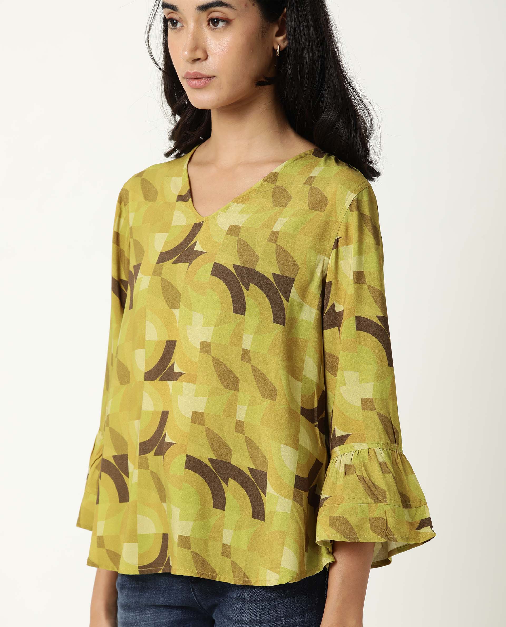 Rareism Womens Flex Green Top Regular Fit Balloon Sleeve V Neck