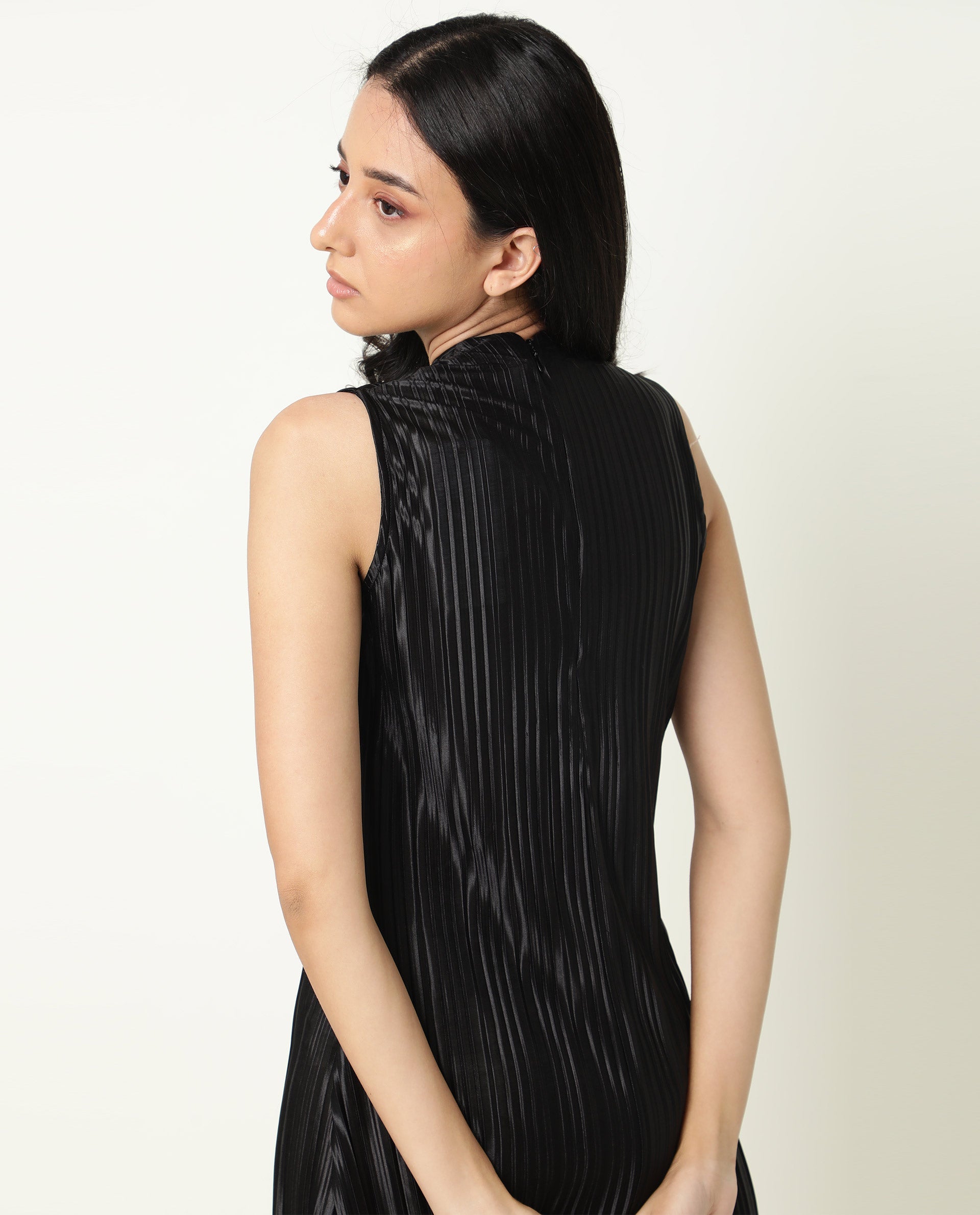 Rareism Women Aloof Black Round Neck Sleeveless Asymmetric Hem Knee Length Dress