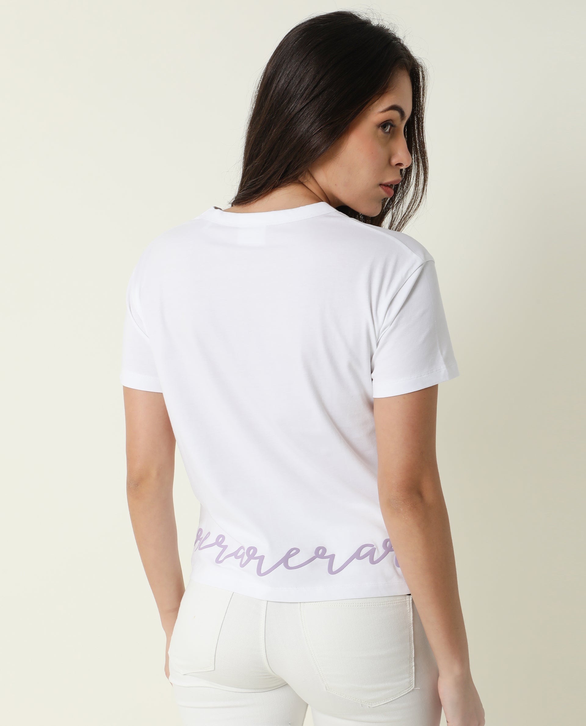 Rareism Women Ruthi White Cotton Fabric Regular Fit Half Sleeves Graphic Print Crew Neck T-Shirt