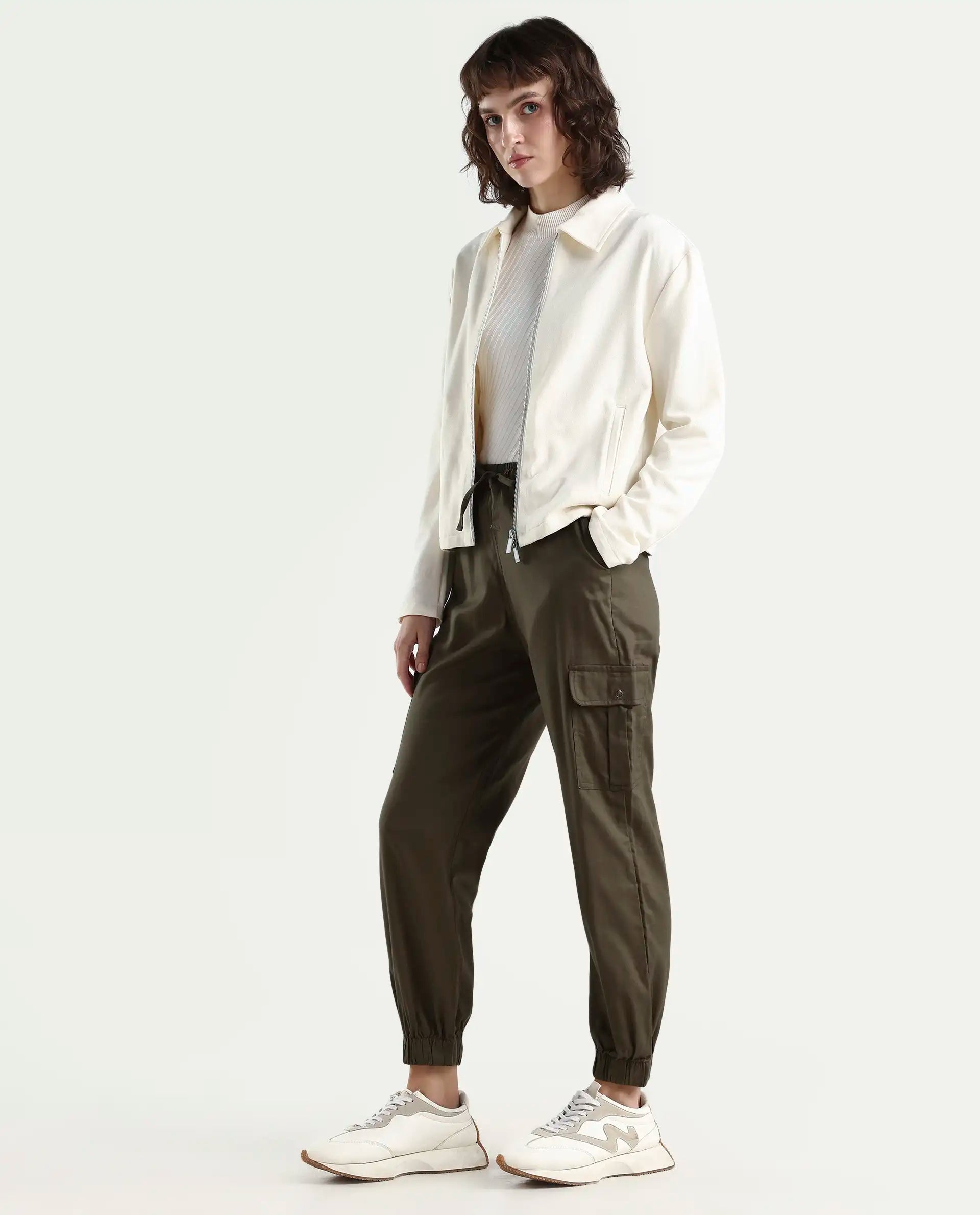 Rareism Women's Crop Khaki Trouser