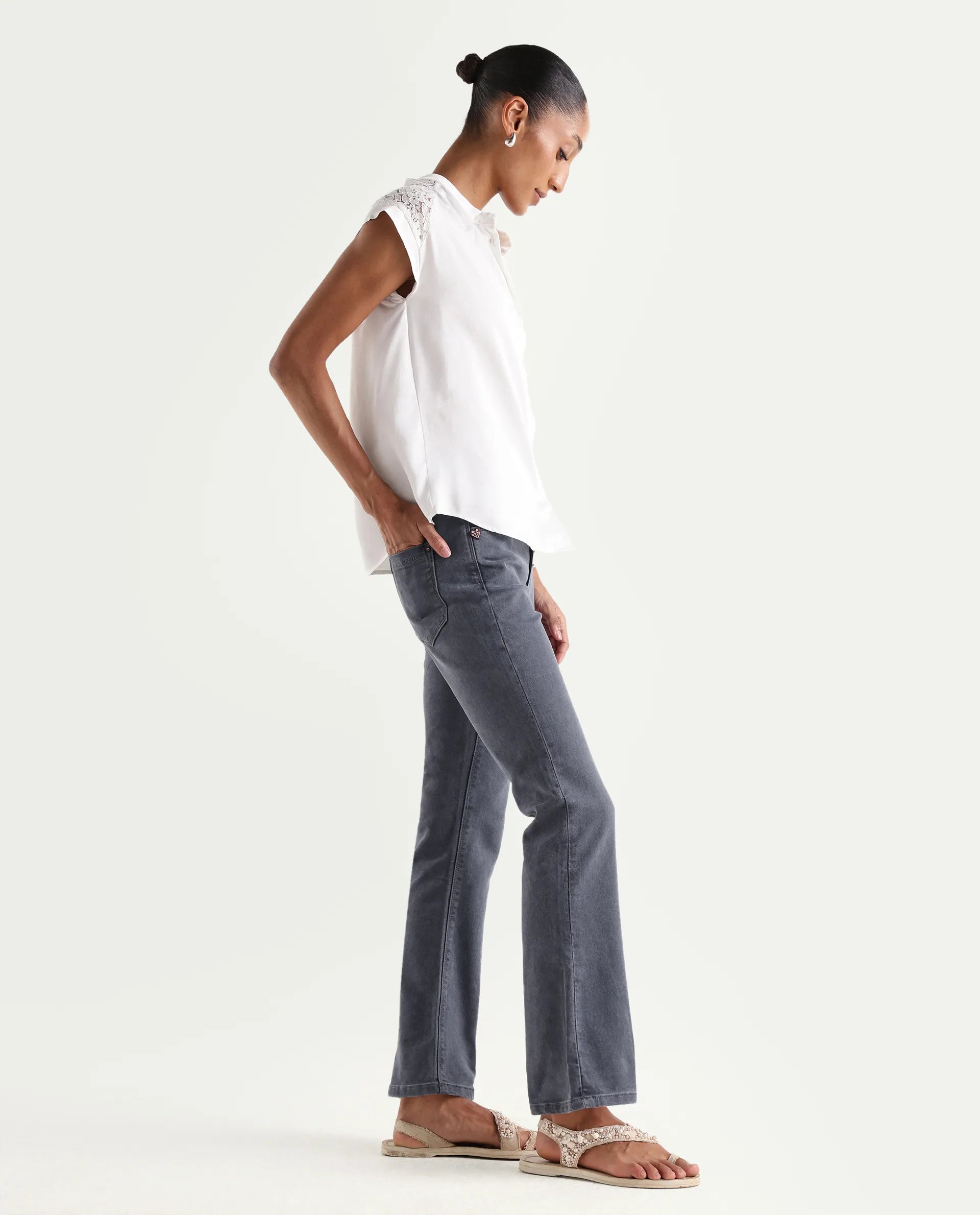 Rareism Women's Booter Grey Cotton Blend Plain Ankle Length CLASSIC BOOTCUT Jeans