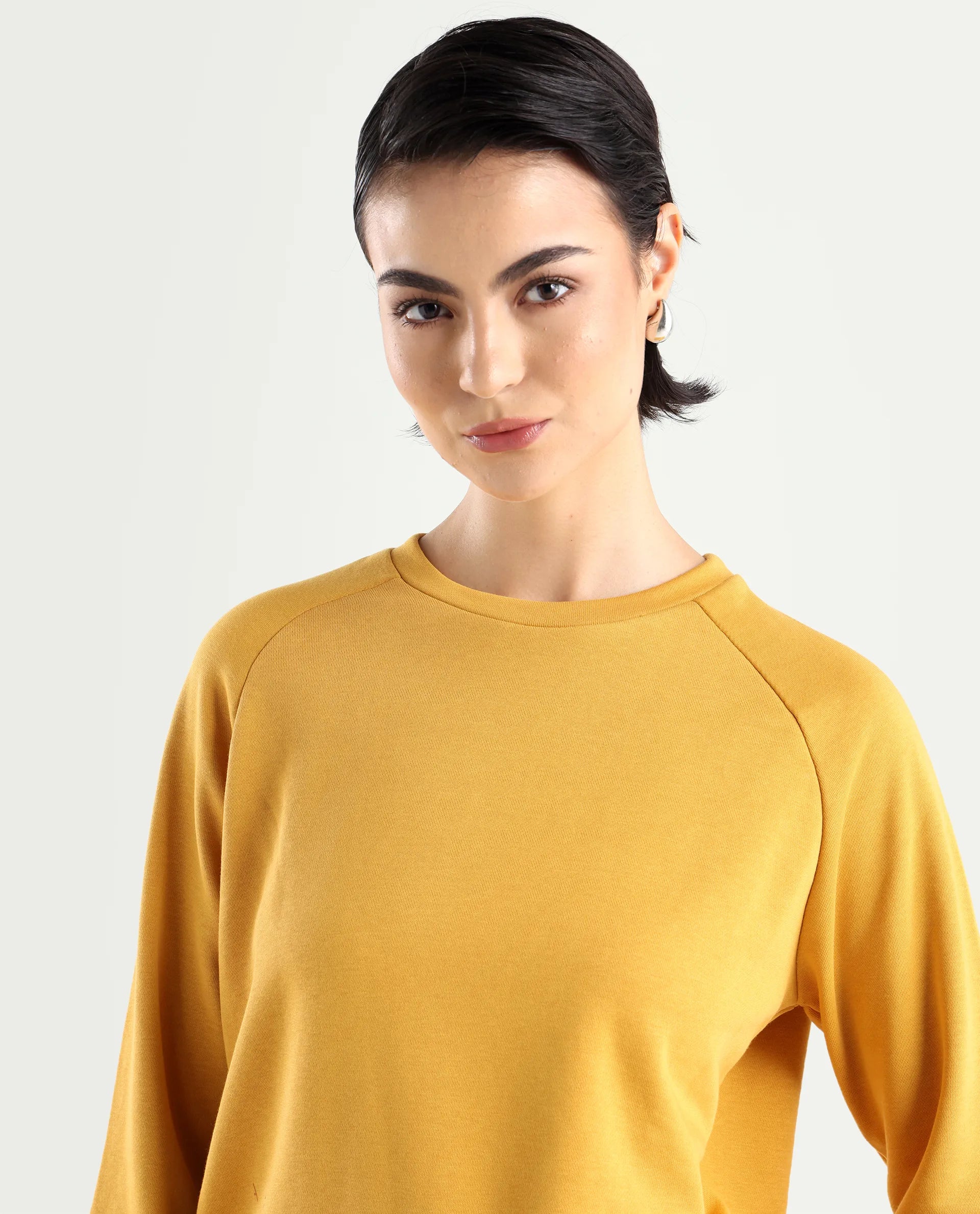 Rareism Women's Medium Weight Terry 290 Gsm Cotton Blend Crew Neck Plain Cuffed Sleeve Relaxed Fit Sweatshirt