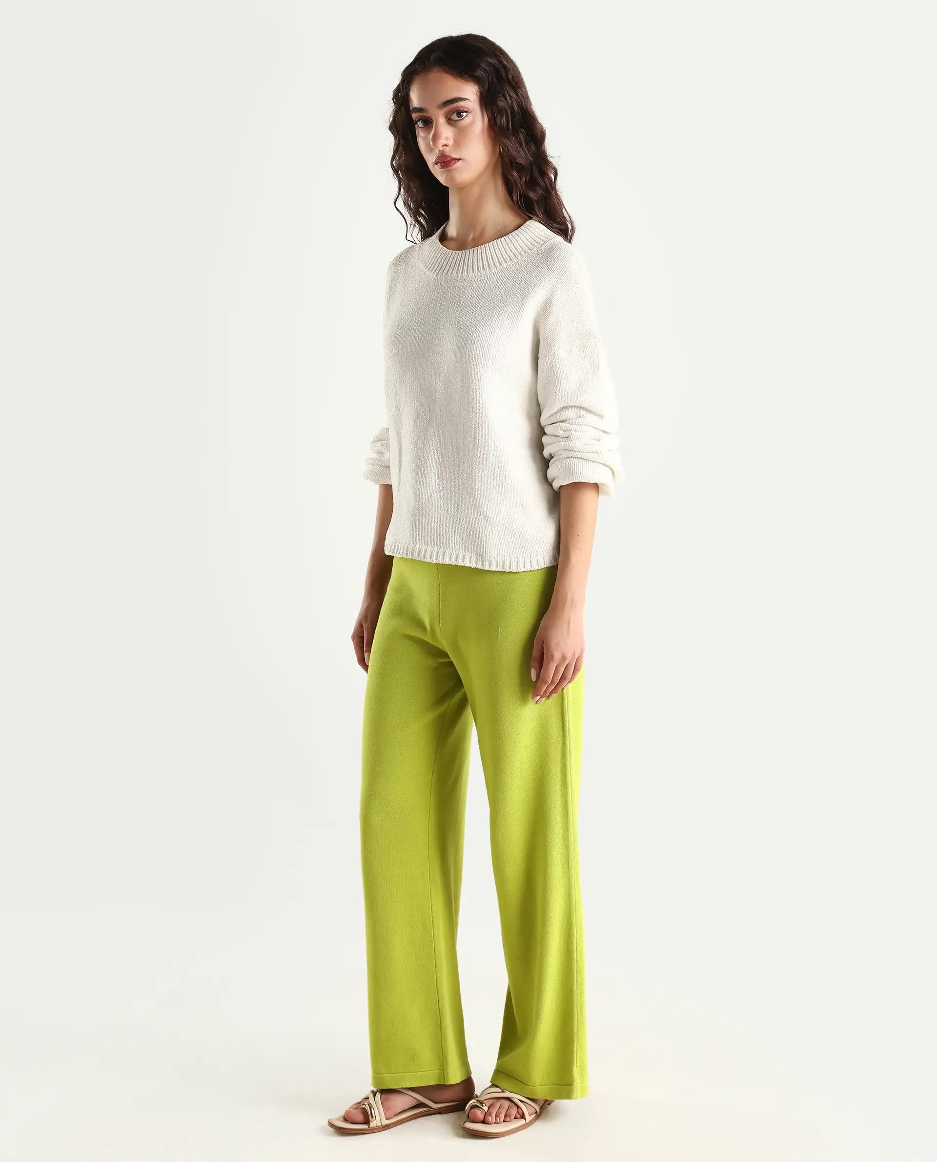 Rareism Women's Finnet Green Cotton Plain Relaxed Fit Track Pant