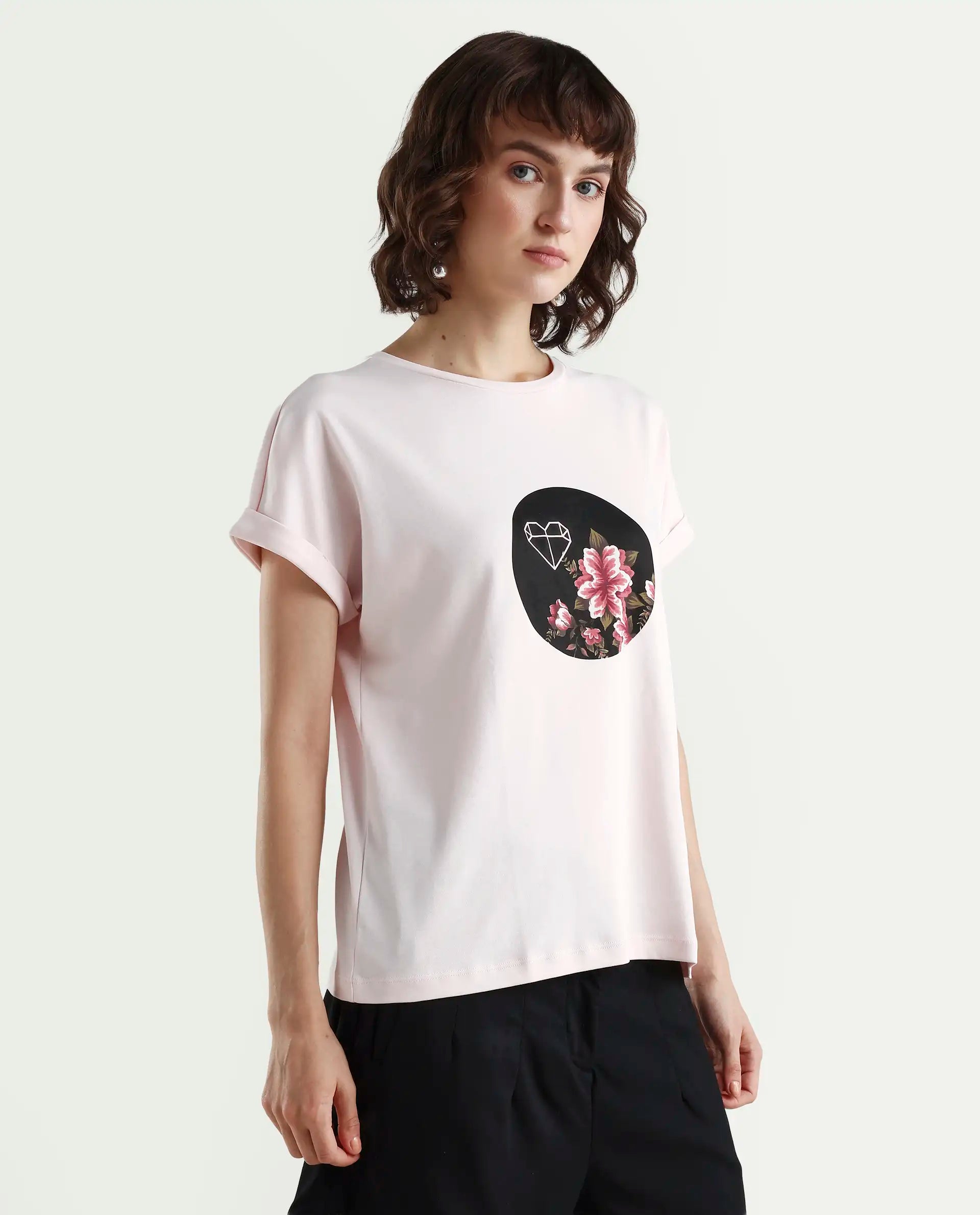 Rareism Women's Vitivus Pink Cotton Crew Neck Graphic Print Regular Fit T-Shirt