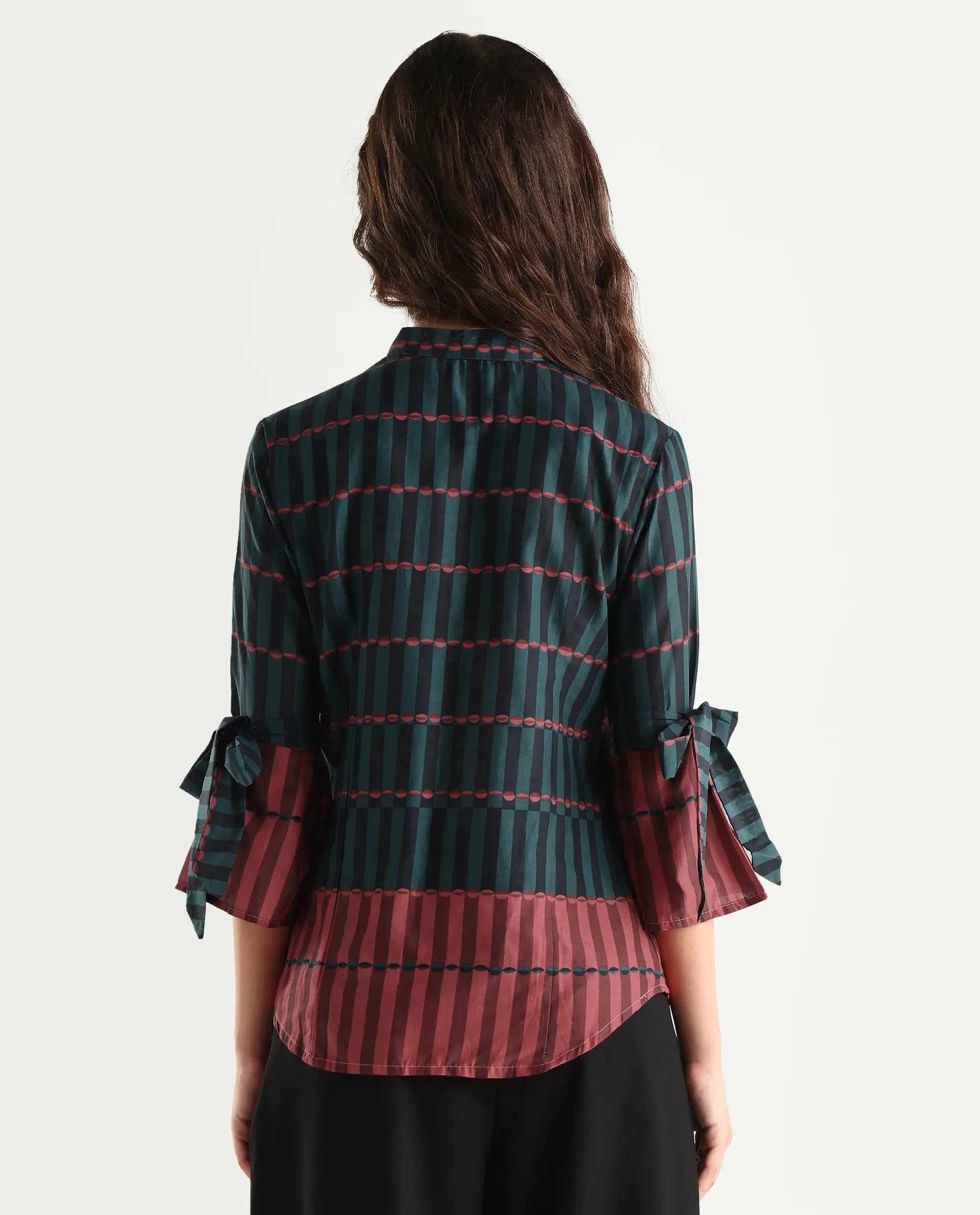 Rareism Women's Muraba Green Cotton Mandarin Collar Geometric Print Regular Fit Top
