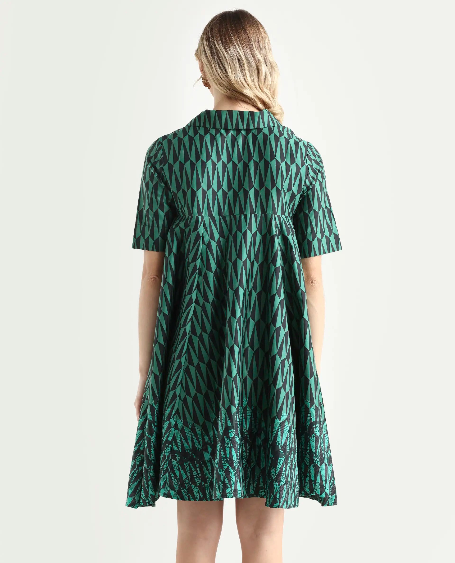 Rareism Women's Carolin Green Cotton Spread Collar Geometric Print Knee Length Fit And Flare Dress