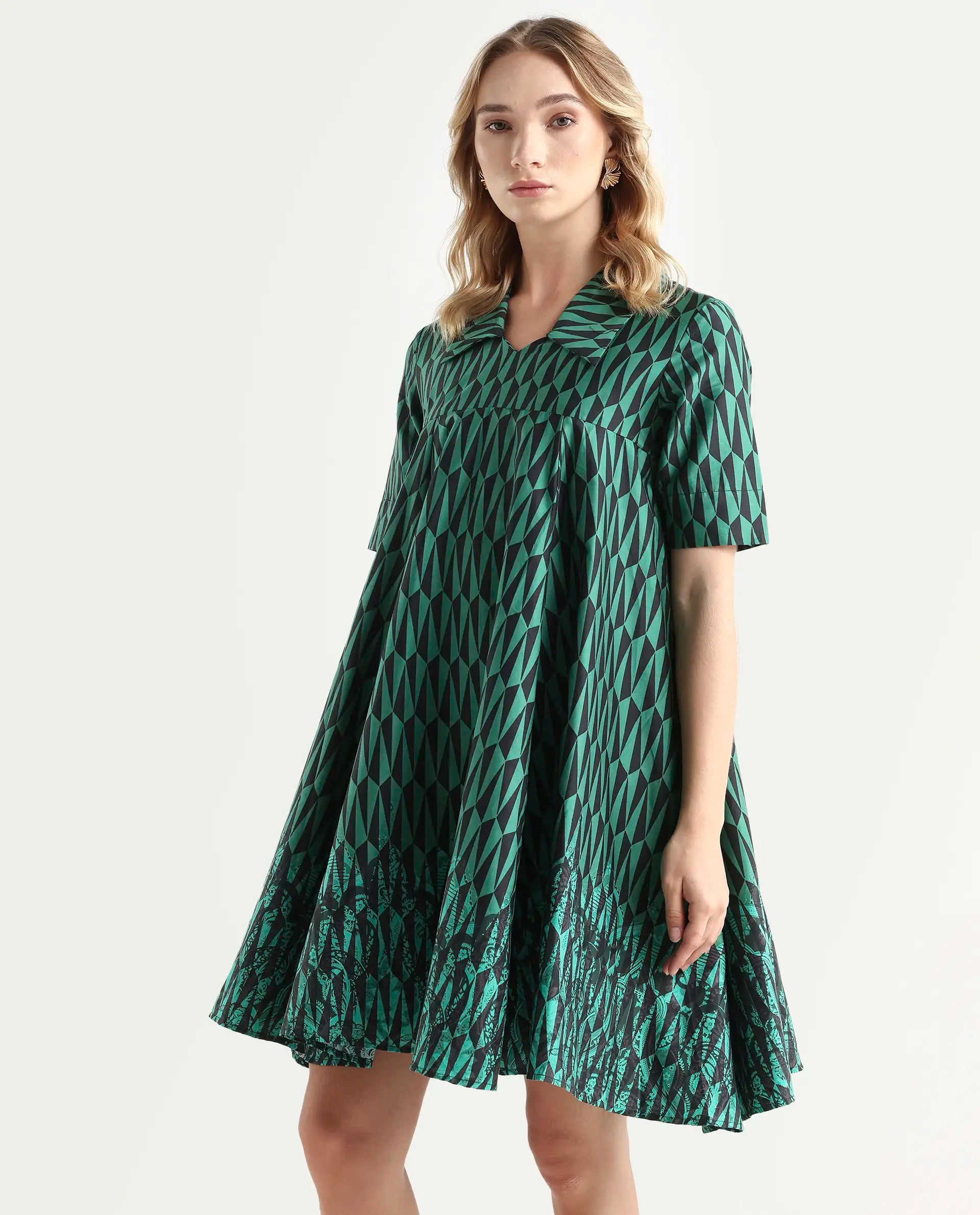 Rareism Women's Carolin Green Cotton Spread Collar Geometric Print Knee Length Fit And Flare Dress