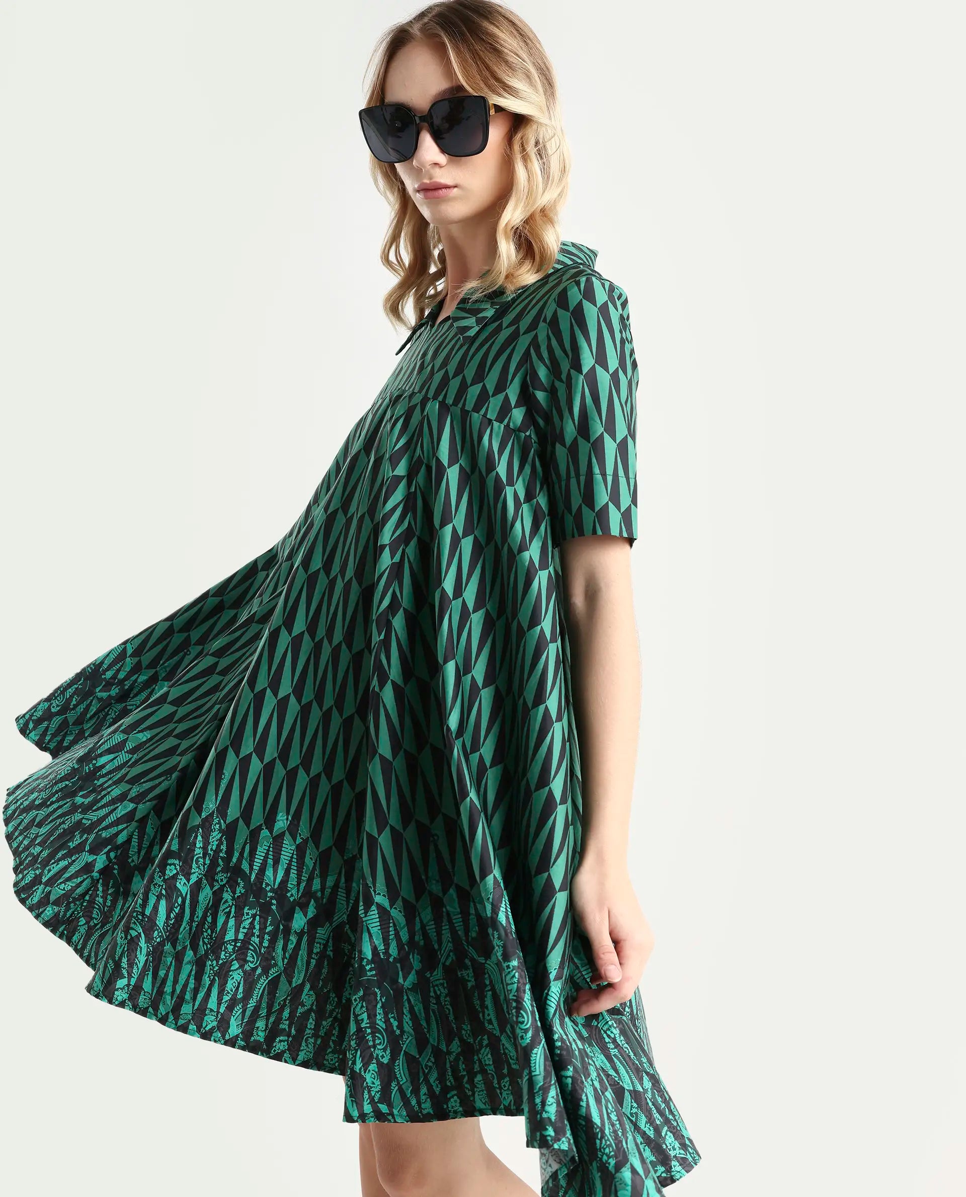 Rareism Women's Carolin Green Cotton Spread Collar Geometric Print Knee Length Fit And Flare Dress