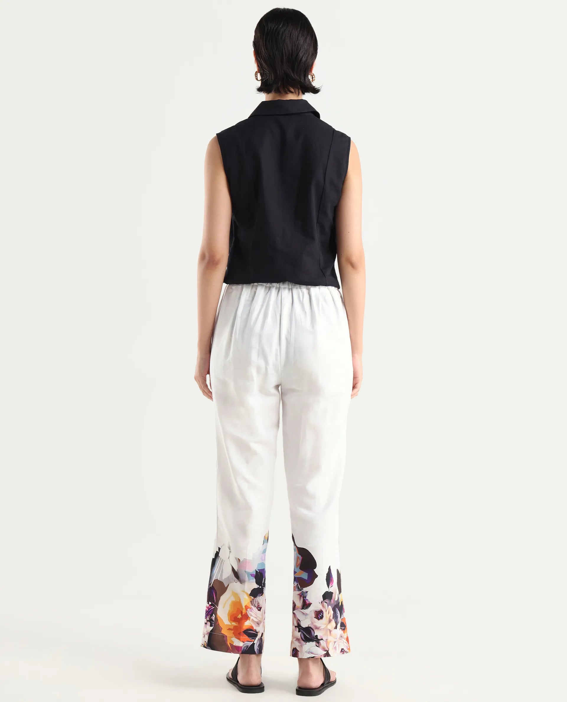 Rareism Women's Weigen White Cotton Floral Print Ankle Length Relaxed Fit Trouser