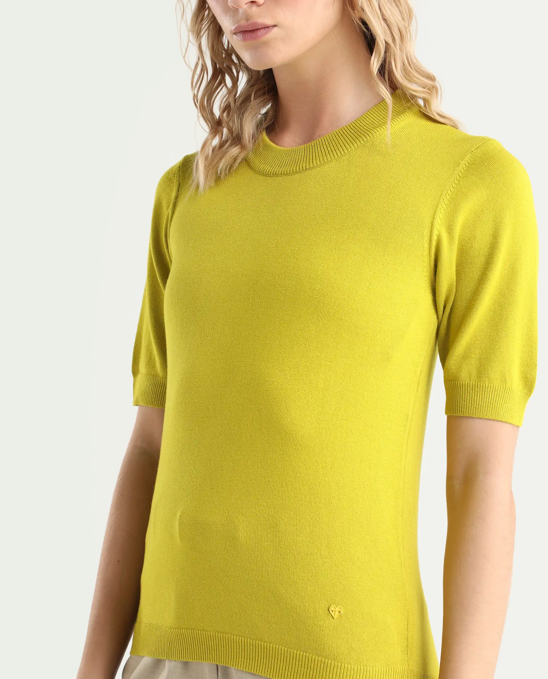 Rareism Women's Rohrdo Light Yellow Viscose Crew Neck Plain Regular Fit Sweater