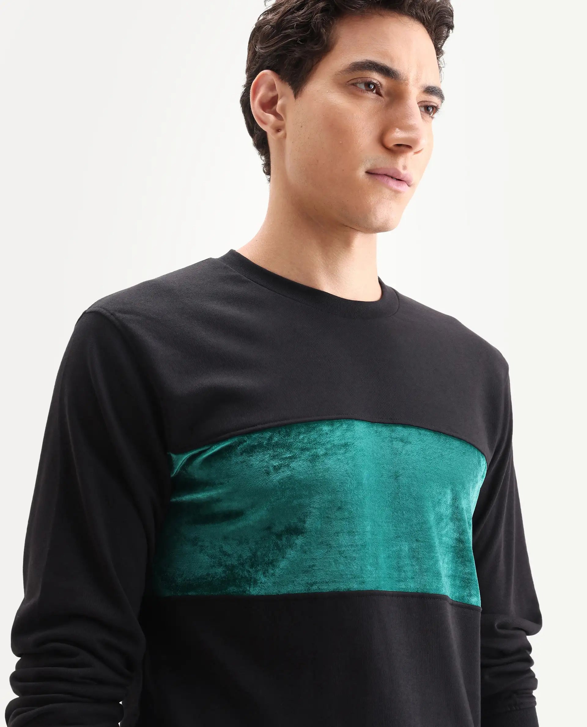 Rare Rabbit Men's Tide Black Cotton Ombre Regular Fit Full Sleeve Crew Neck Sweatshirt