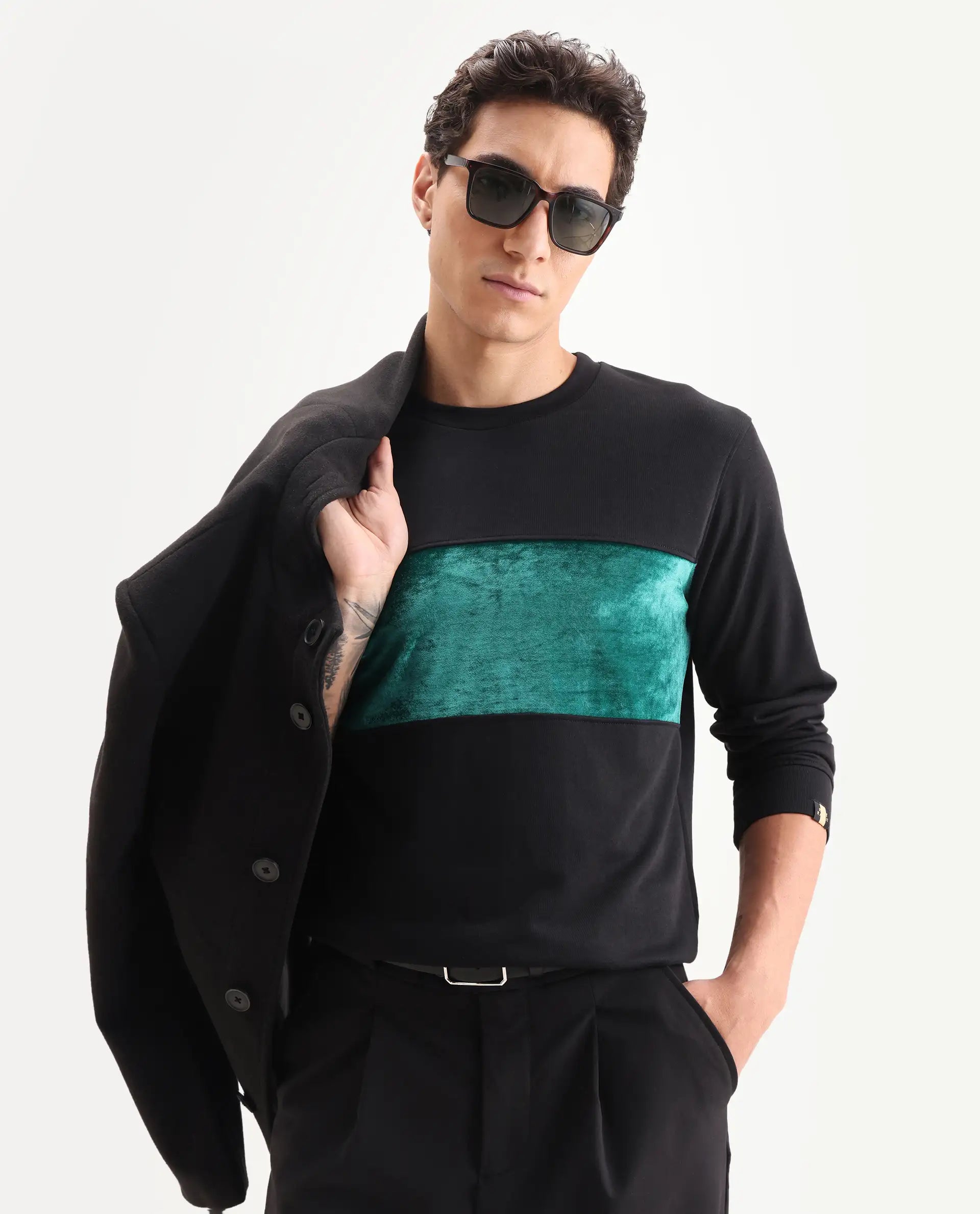 Rare Rabbit Men's Tide Black Cotton Ombre Regular Fit Full Sleeve Crew Neck Sweatshirt