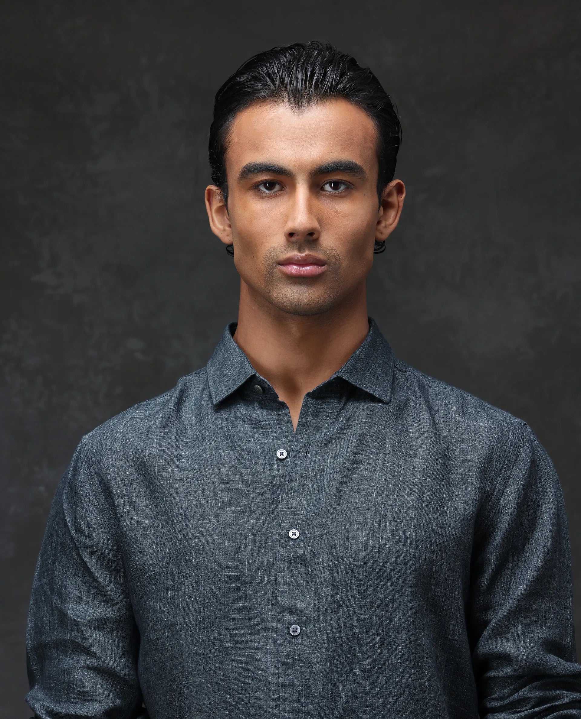 Rare Rabbit Men's Borium Green 100% Linen Plain Regular Fit Full Sleeve Collared Shirt