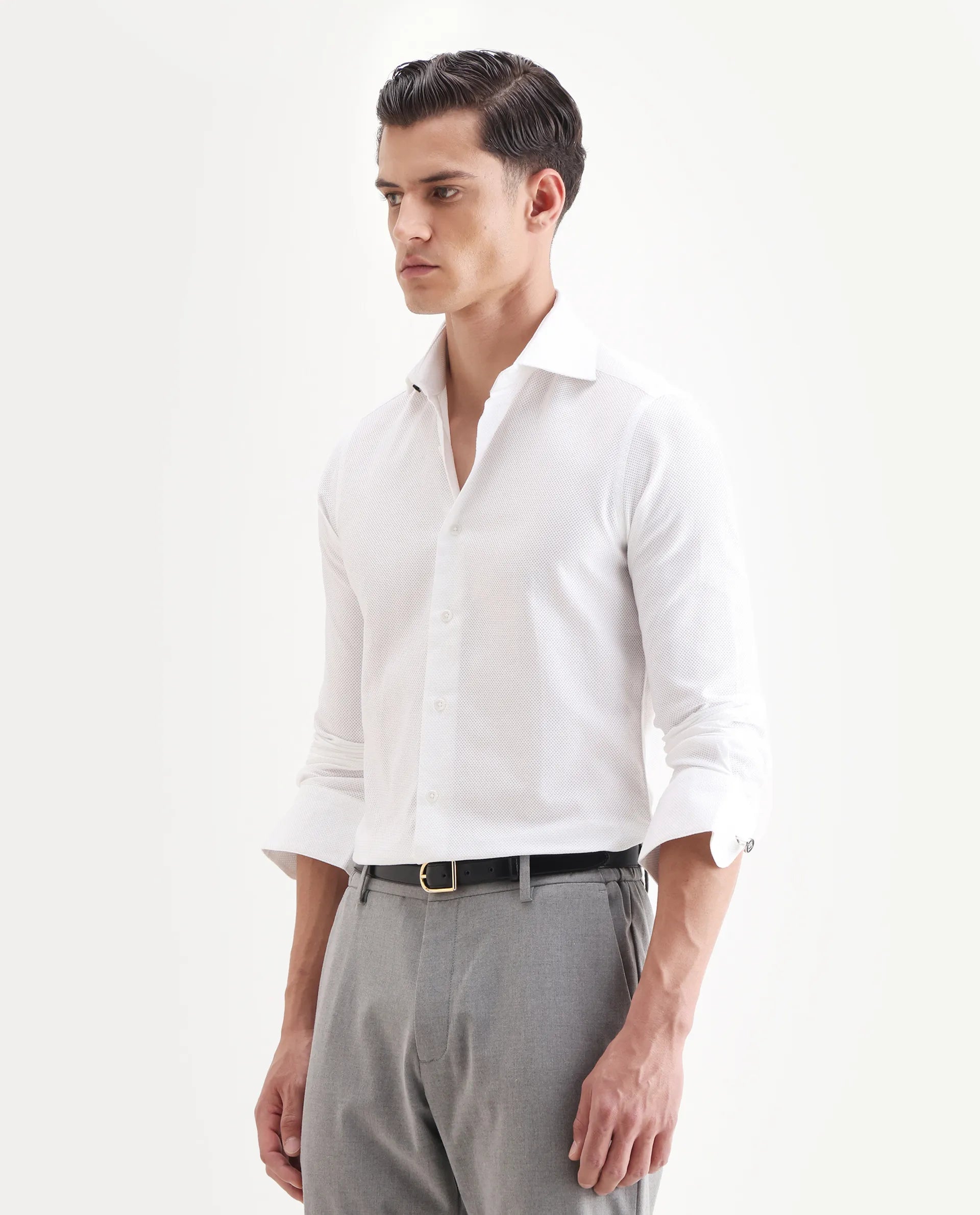 Rare Rabbit Men's Comb White Cotton Plain Regular Fit Full Sleeve Spread Collar Shirt