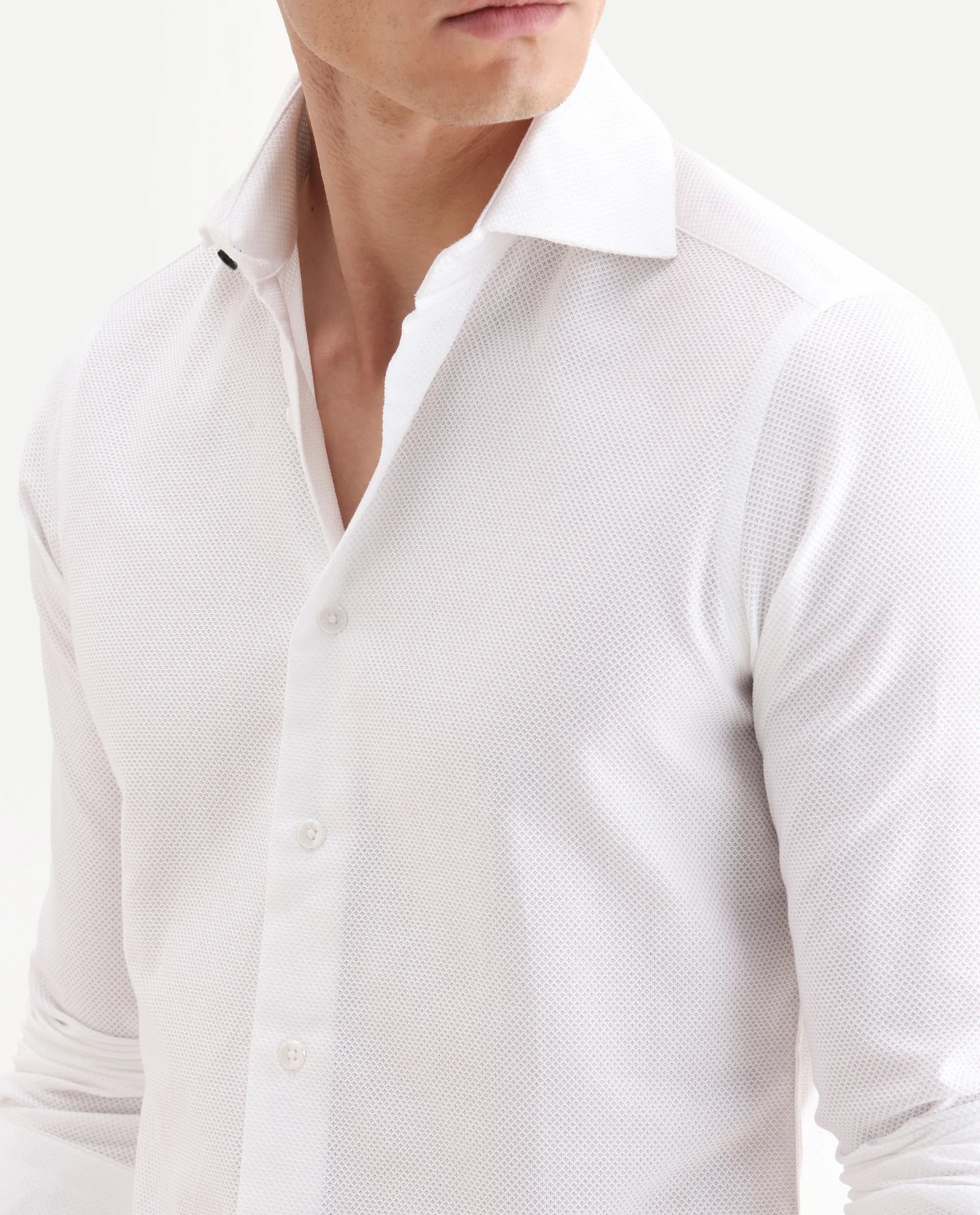 Rare Rabbit Men's Comb White Cotton Plain Regular Fit Full Sleeve Spread Collar Shirt