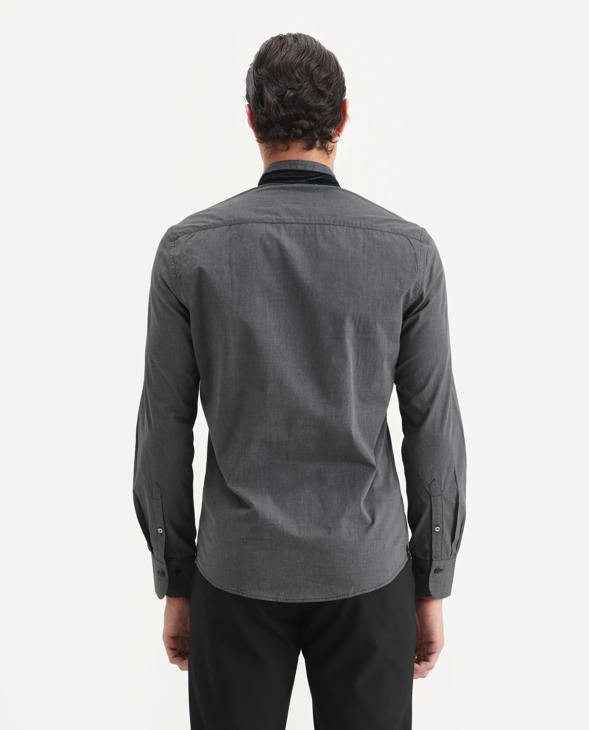 Rare Rabbit Men's Fritz Black Cotton Plain Regular Fit Full Sleeve Mandarin Collar Shirt