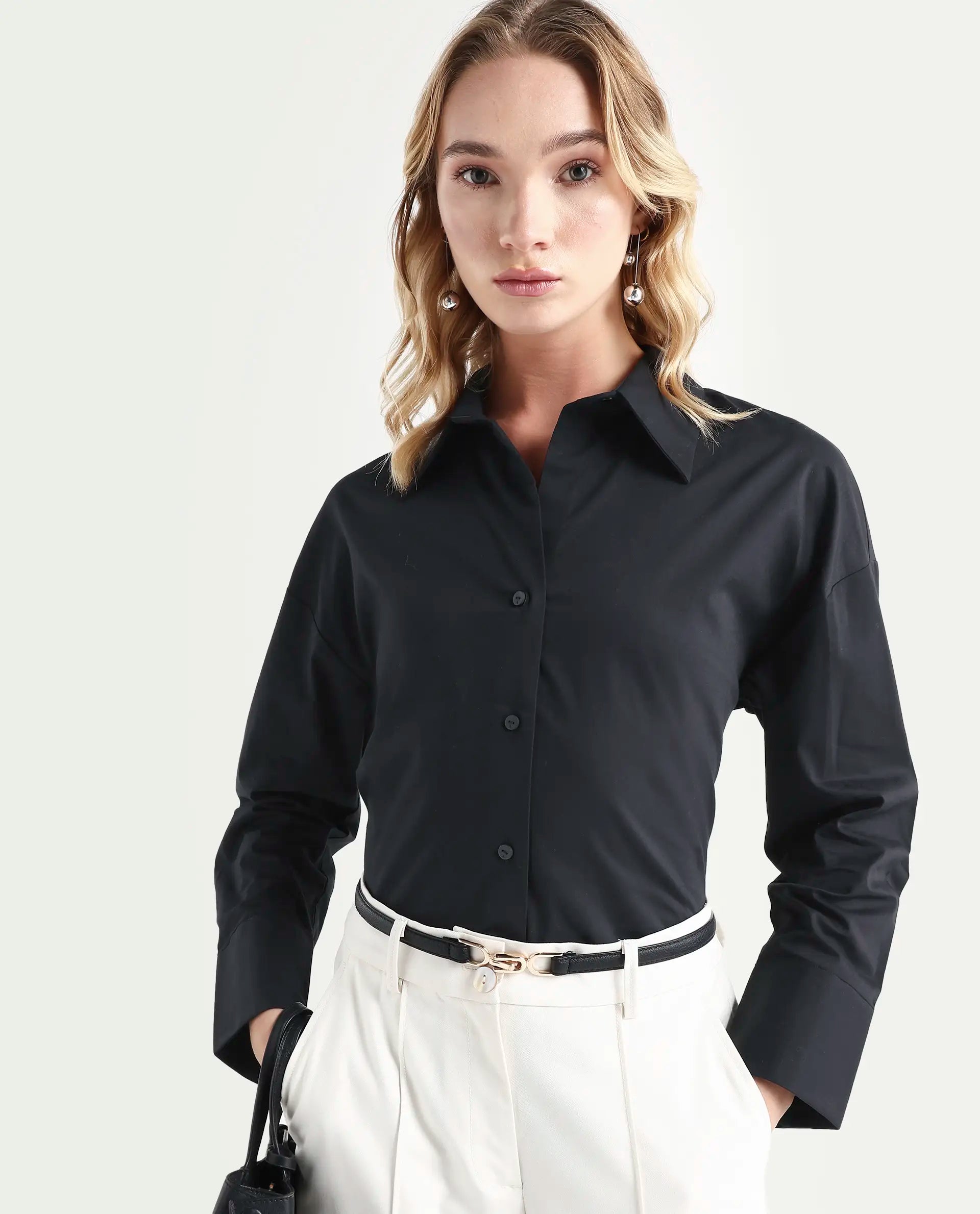 Rareism Women's Klox Black Cotton Spread Collar Plain Cuffed Sleeve Regular Fit Shirt