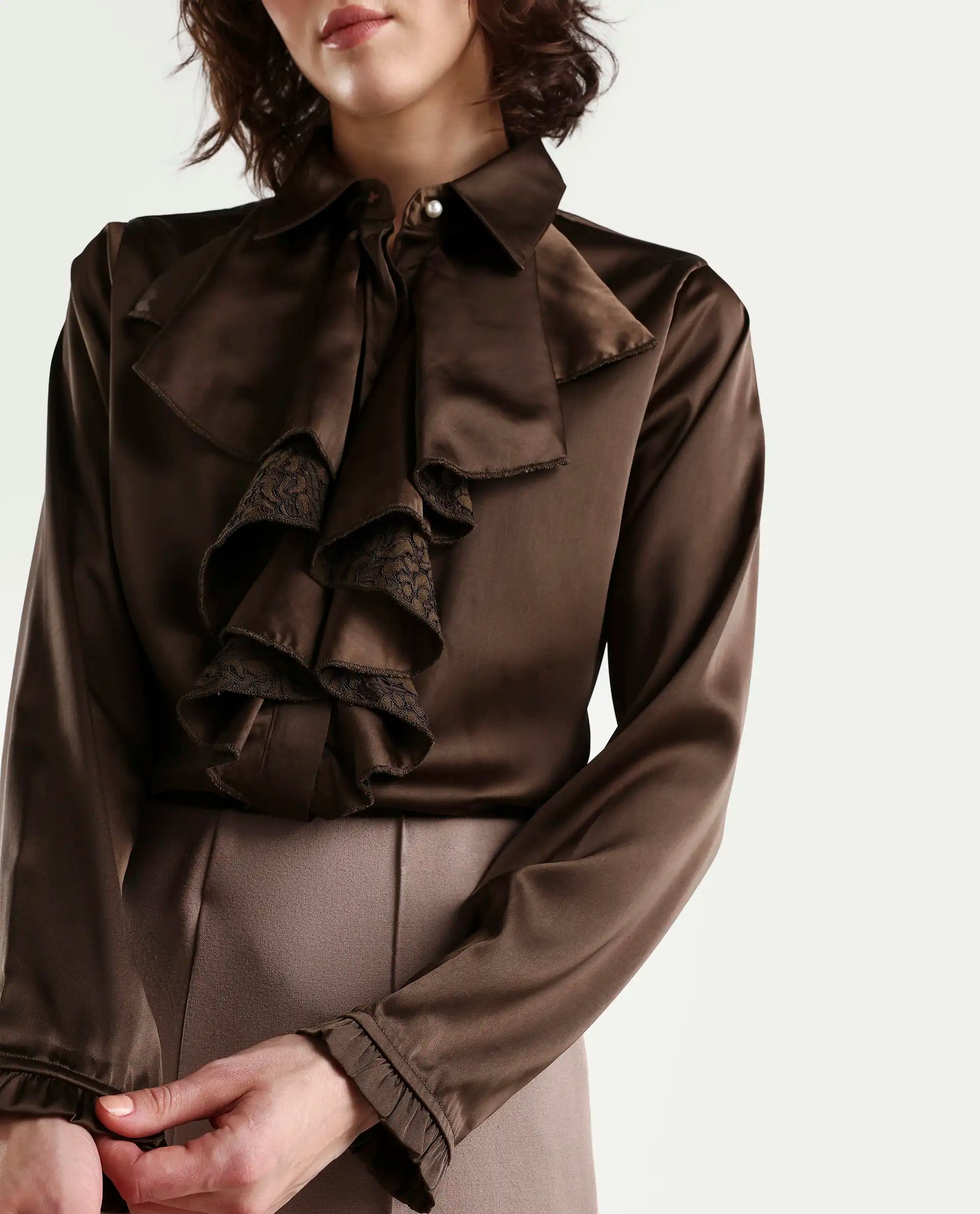 Rareism Women's Uitson Dark Olive Polyester Sweetheart Neck Plain Raglan Sleeve Relaxed Fit Top