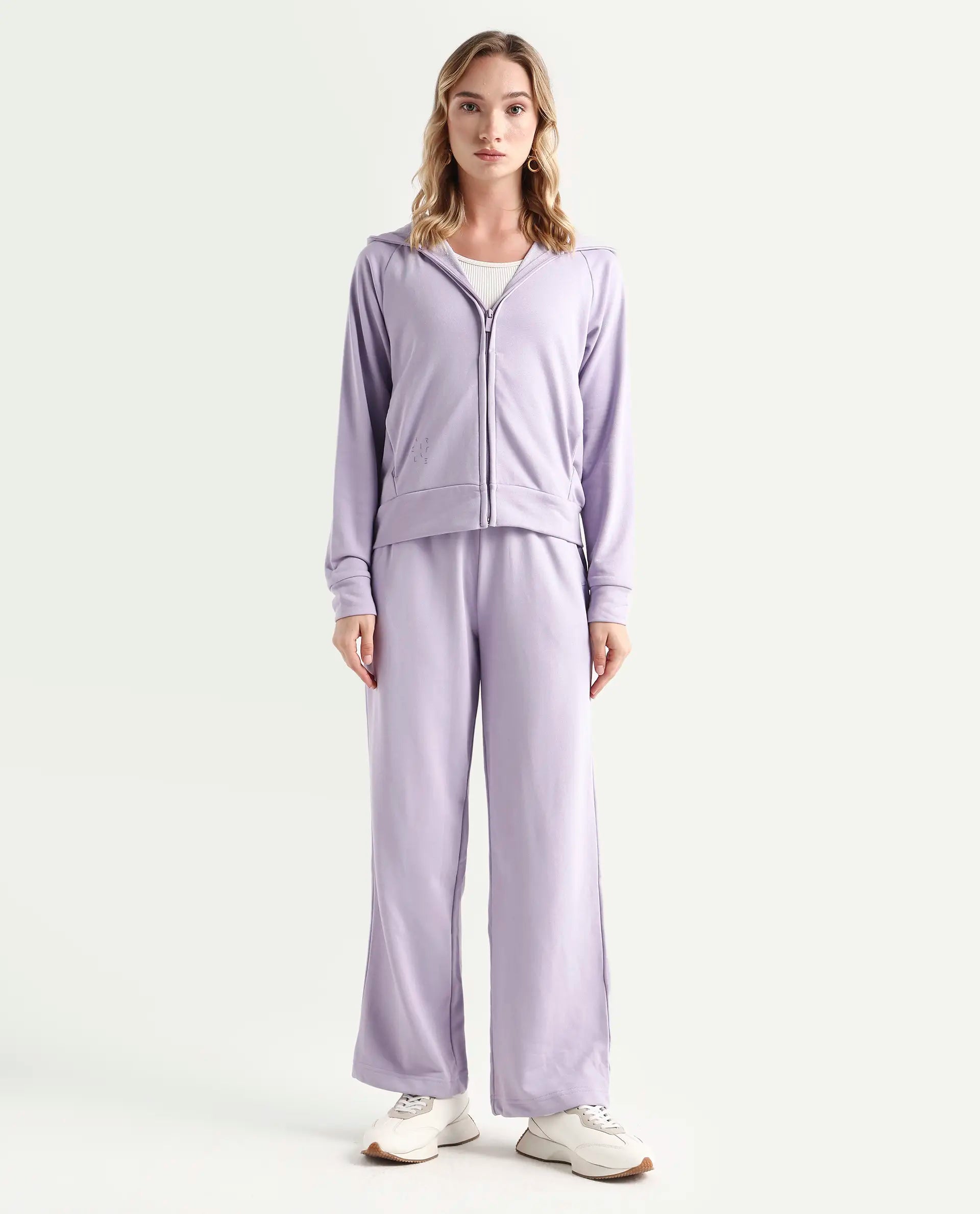 Rareism Women's Pazoo T Pastel Purple Cotton Blend Plain Ankle Length Flared Track Pant