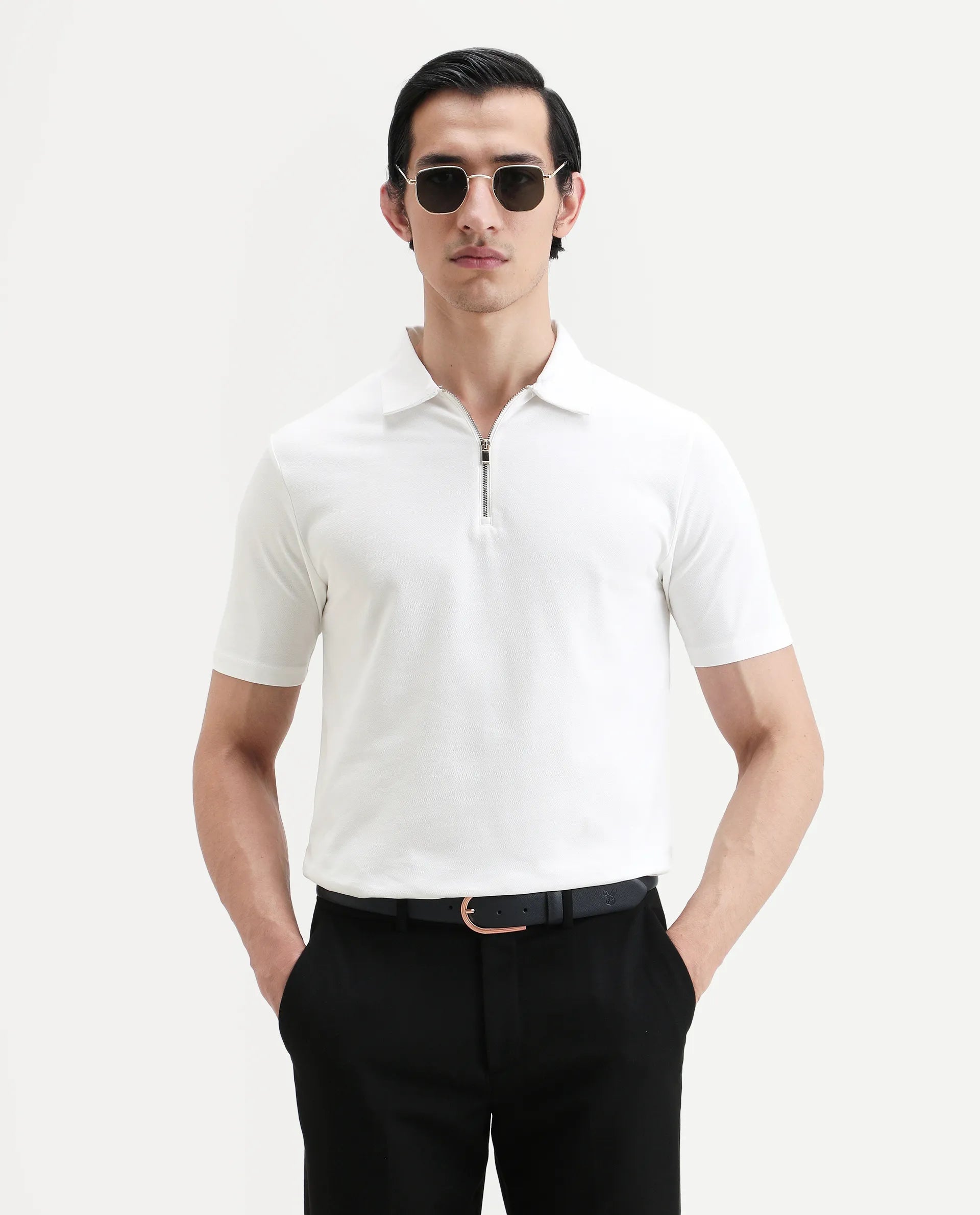 Rare Rabbit Men's Guild Casual Prin 1 White Cotton Blend Plain Regular Fit Half Sleeve Polo
