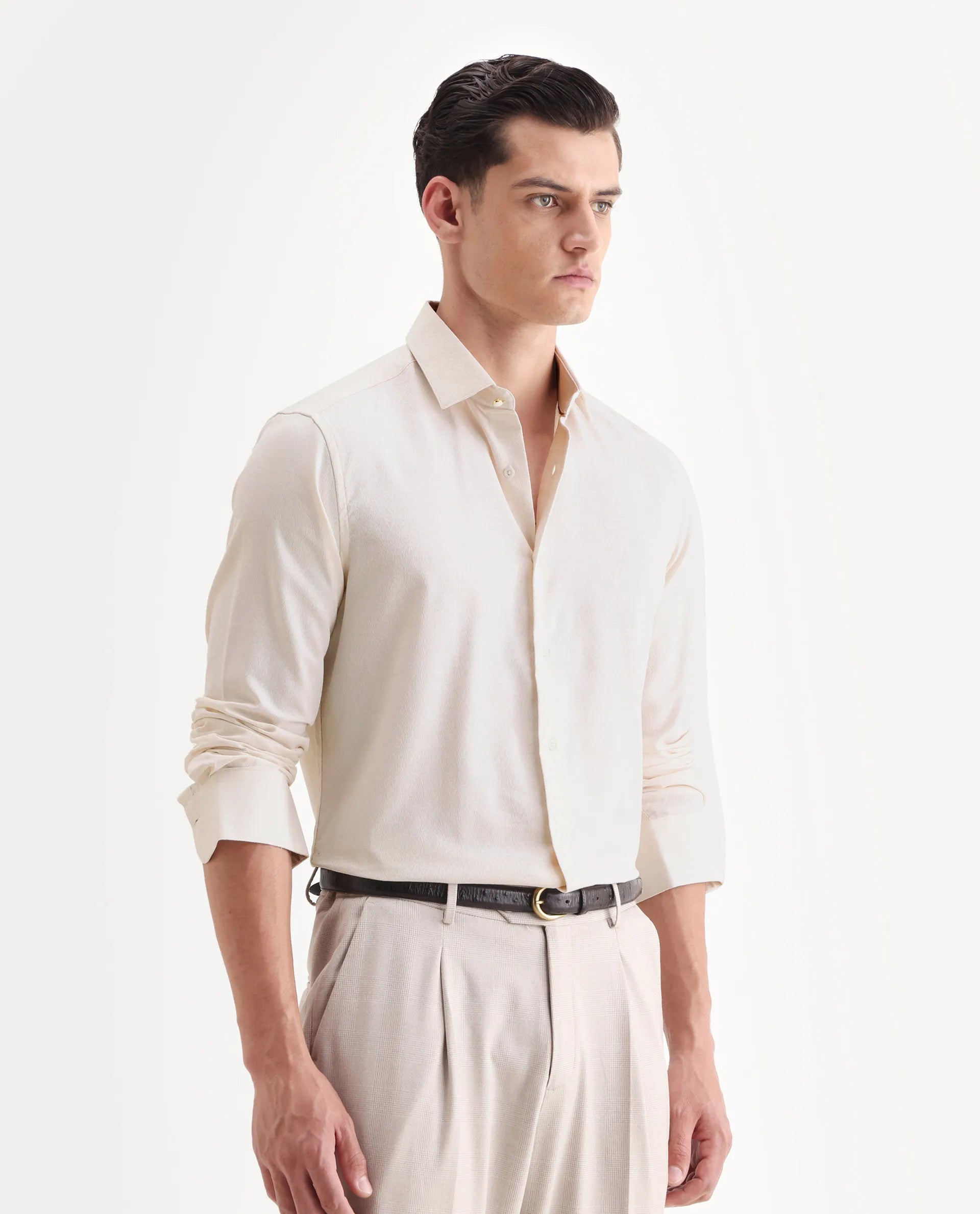 Rare Rabbit Men's Veloc Off White Cotton Plain Regular Fit Full Sleeve Collared Shirt