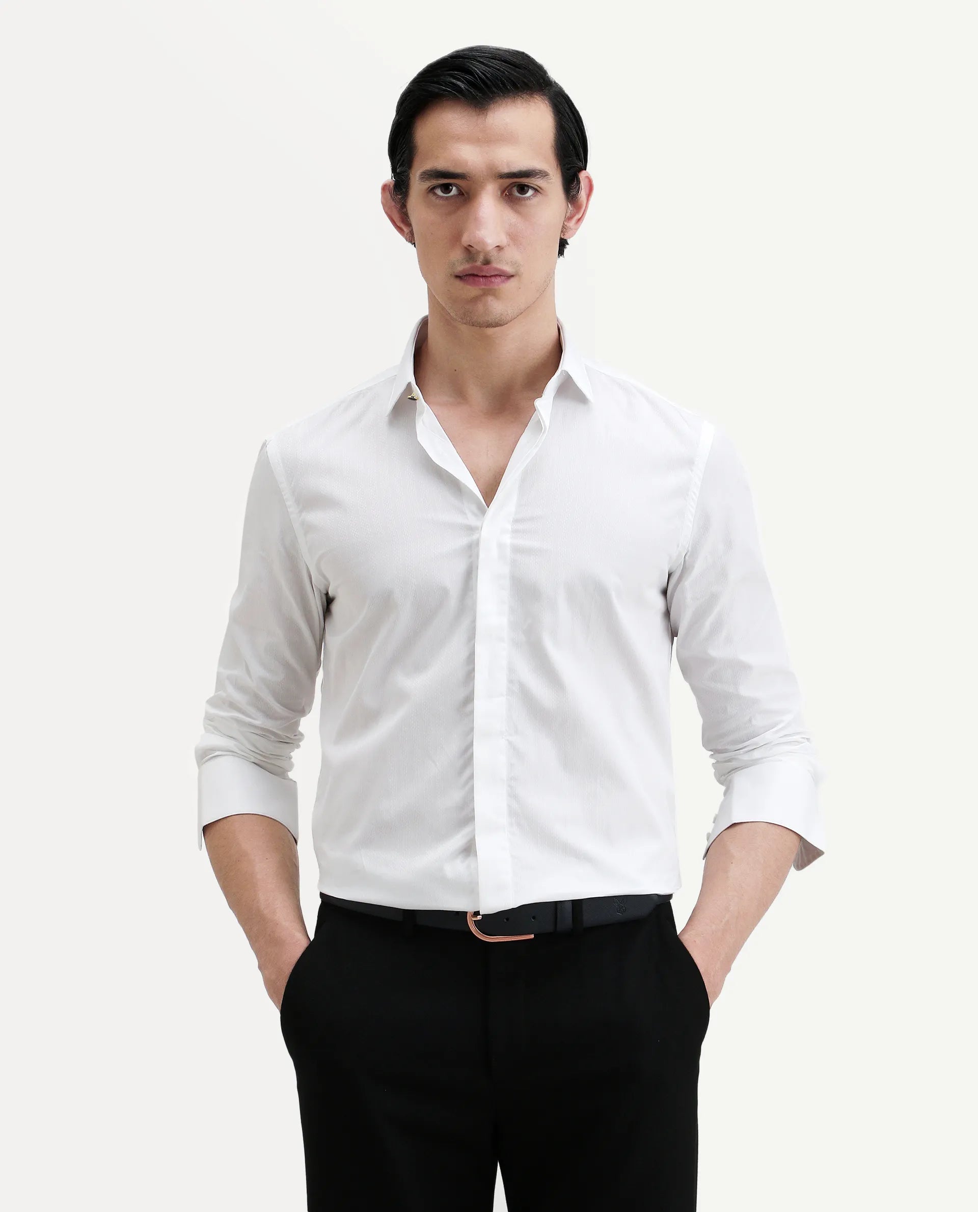 Rare Rabbit Men's Erlane White Cotton Plain Regular Fit Full Sleeve Collared Shirt