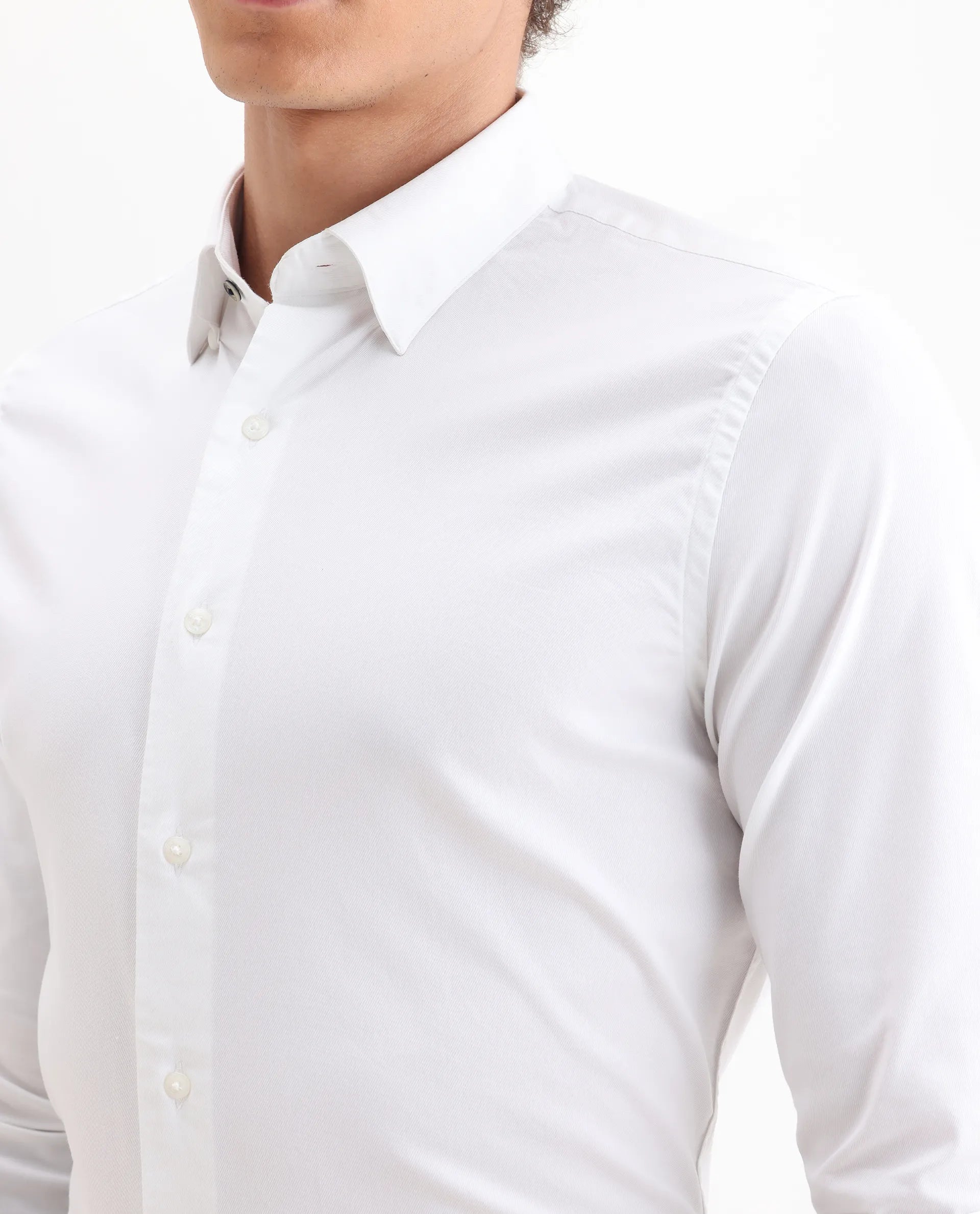 Rare Rabbit Men's Messa White Cotton Plain Regular Fit Full Sleeve Collared Shirt