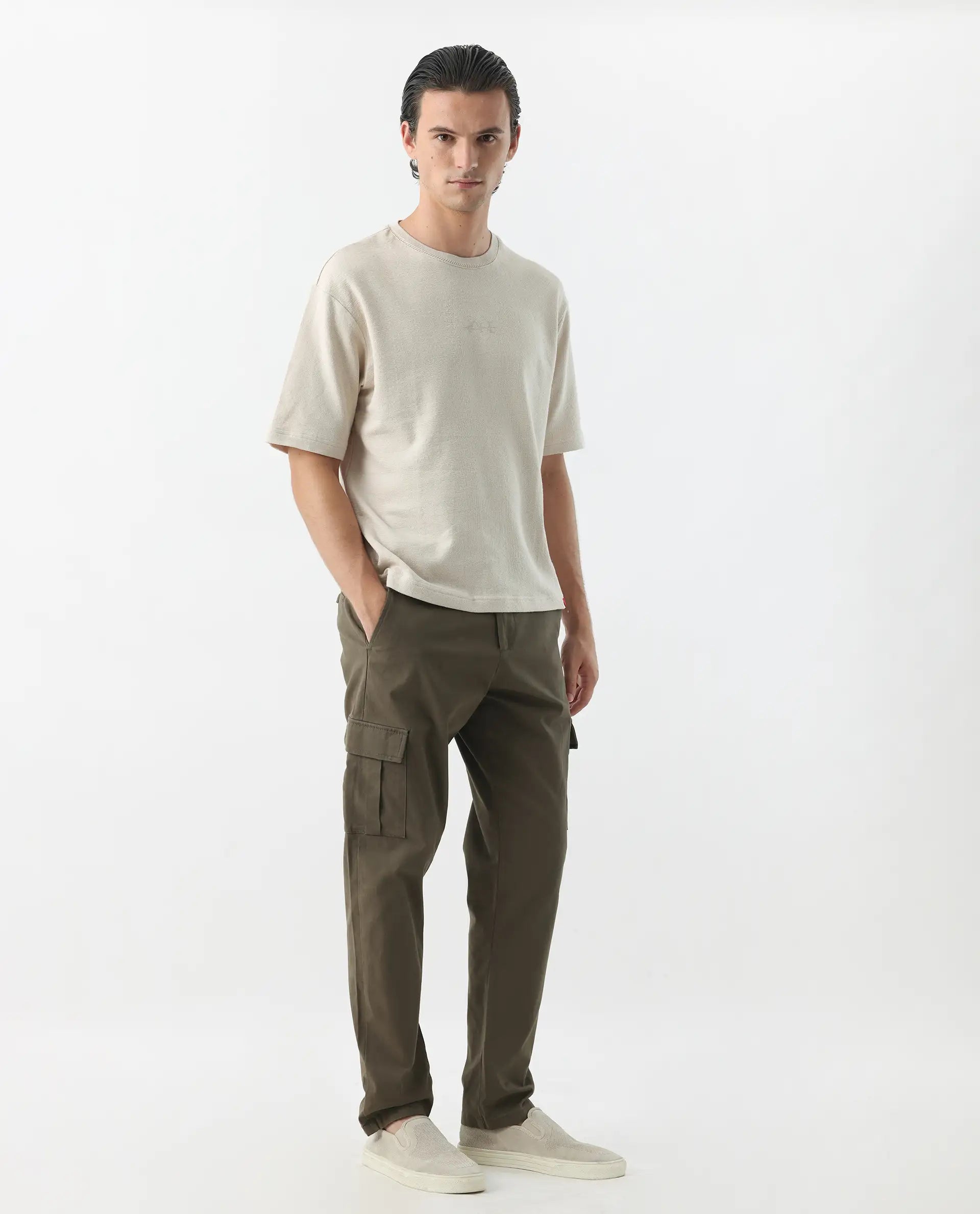 Rare Rabbit Men's Apex Olive Linen Blend Plain Regular Fit Trouser
