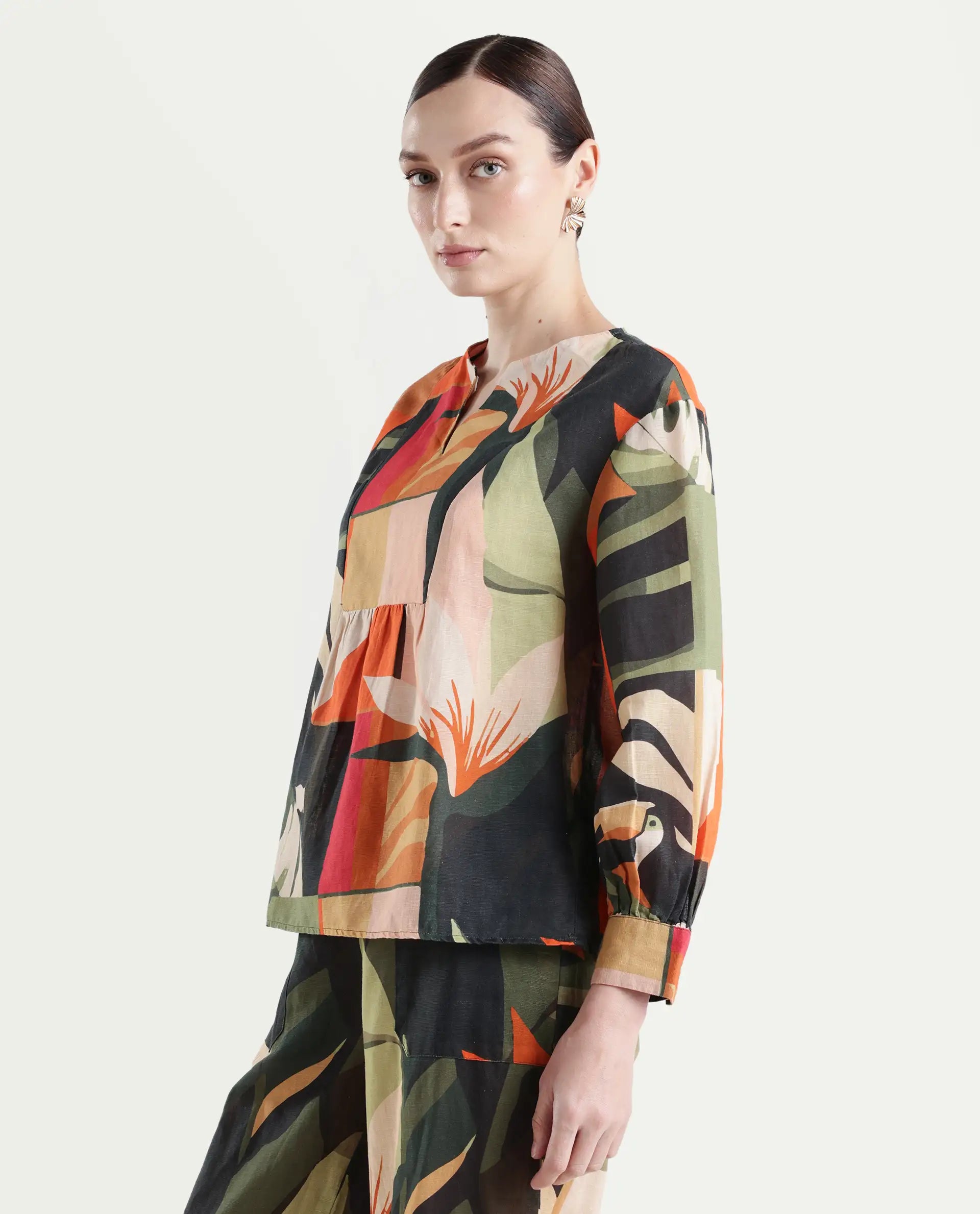 Rareism Women's Agenia-T Pastel Multi Cotton Blend Crew Neck Abstract Print Bishop Sleeve Regular Fit Top