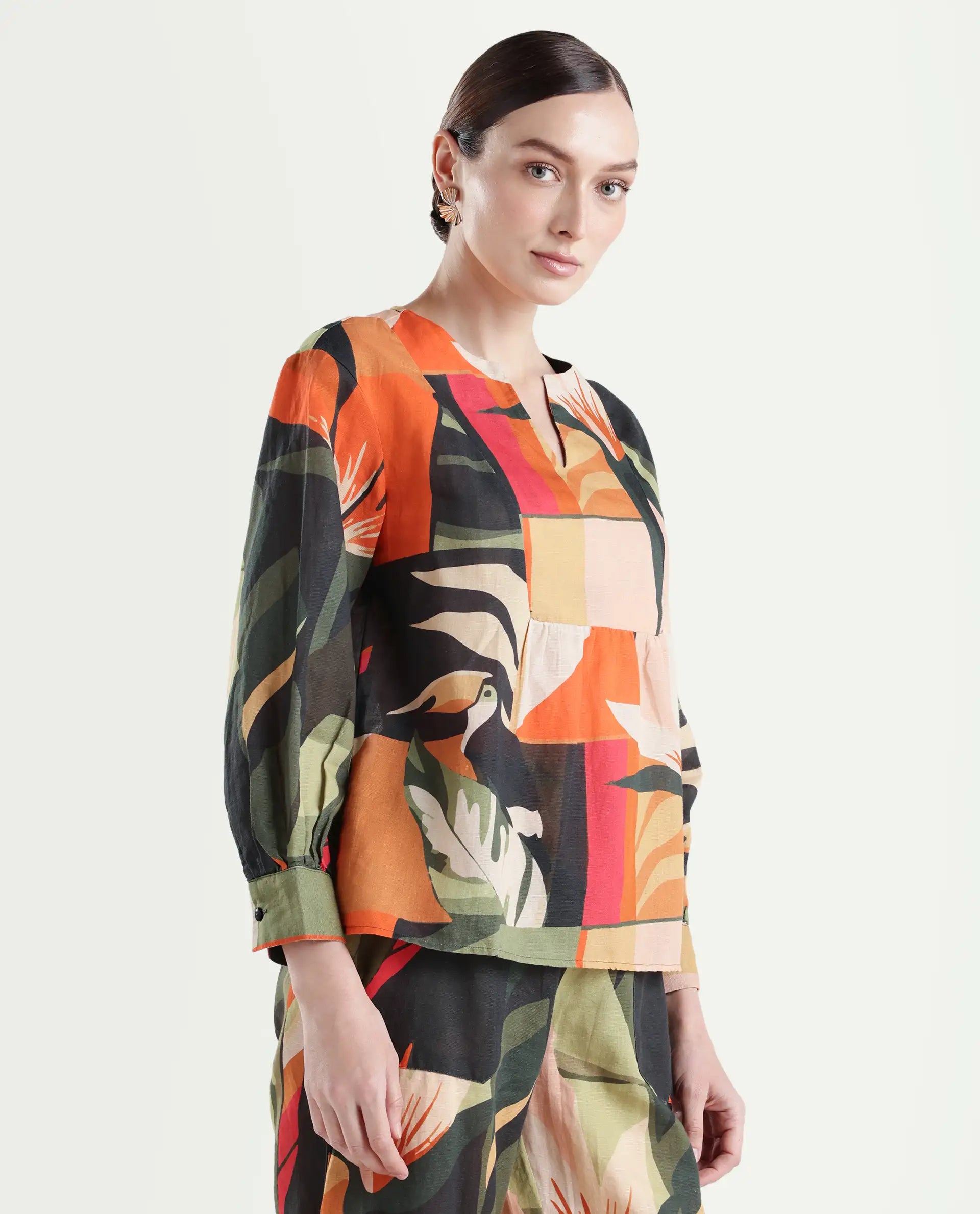 Rareism Women's Agenia-T Pastel Multi Cotton Blend Crew Neck Abstract Print Bishop Sleeve Regular Fit Top