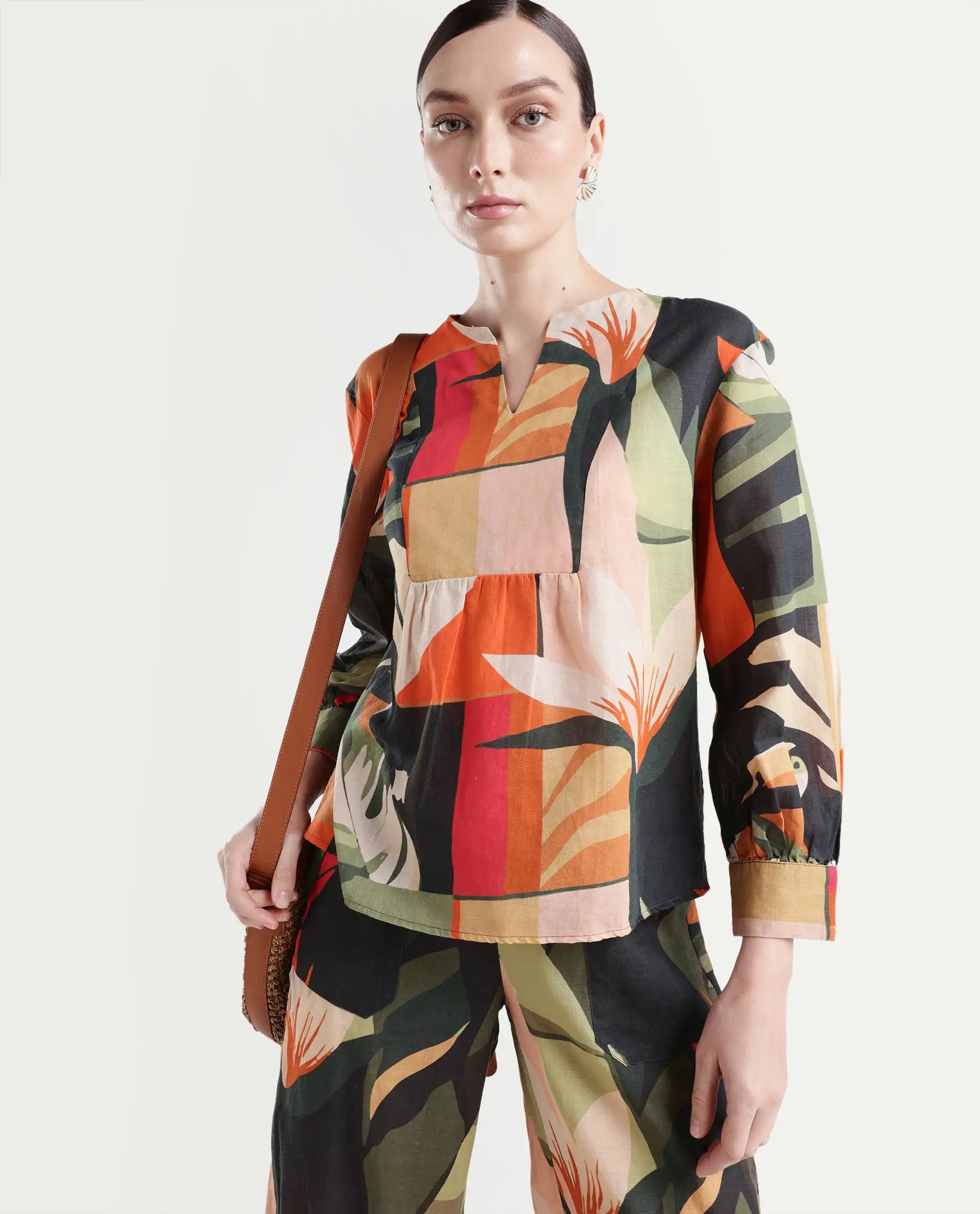 Rareism Women's Agenia-T Pastel Multi Cotton Blend Crew Neck Abstract Print Bishop Sleeve Regular Fit Top