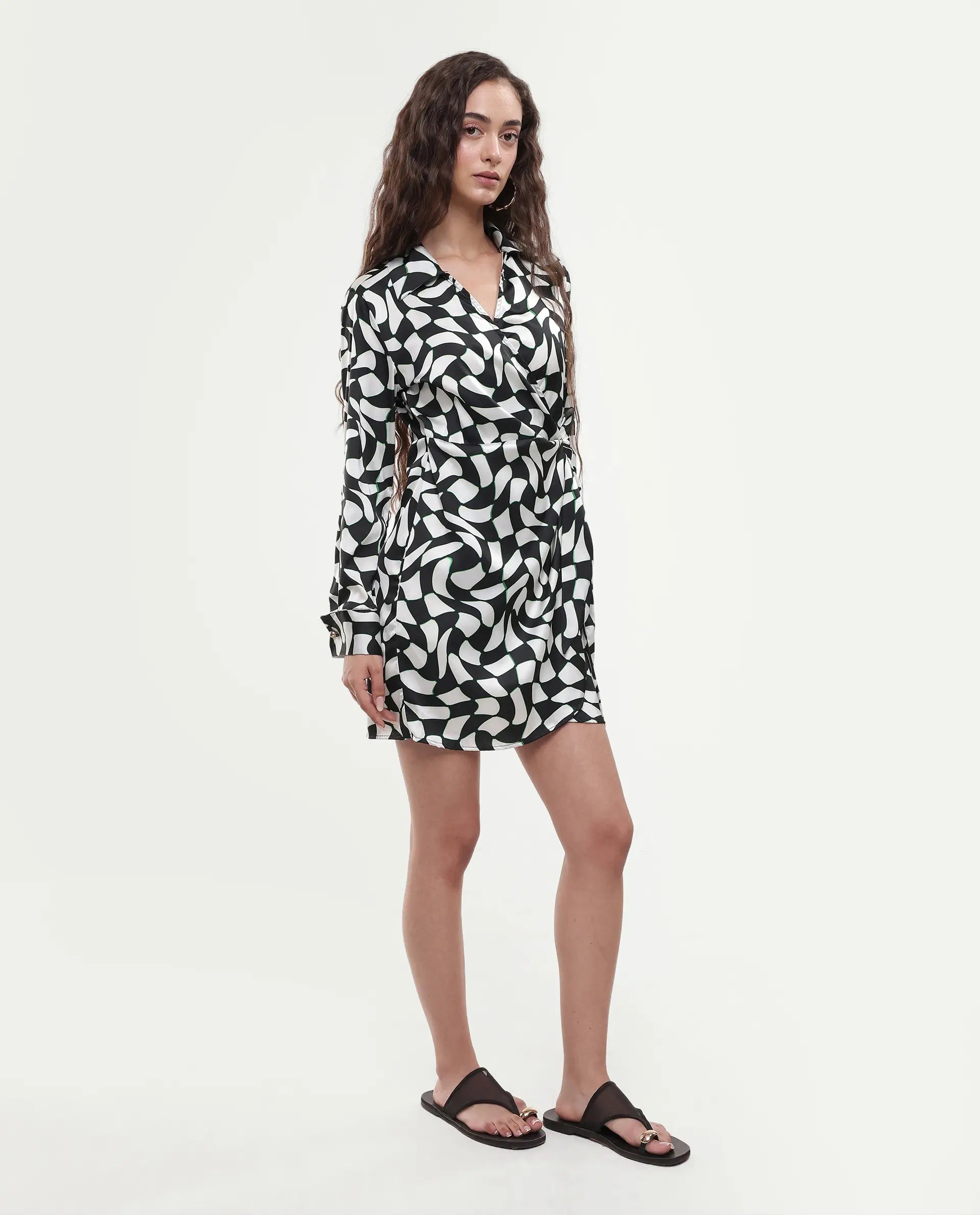 Rareism Women's Bernard Multi Polyester Blend Overlap Neck Geometric Print Cuffed Sleeve Mini Wrap Dress