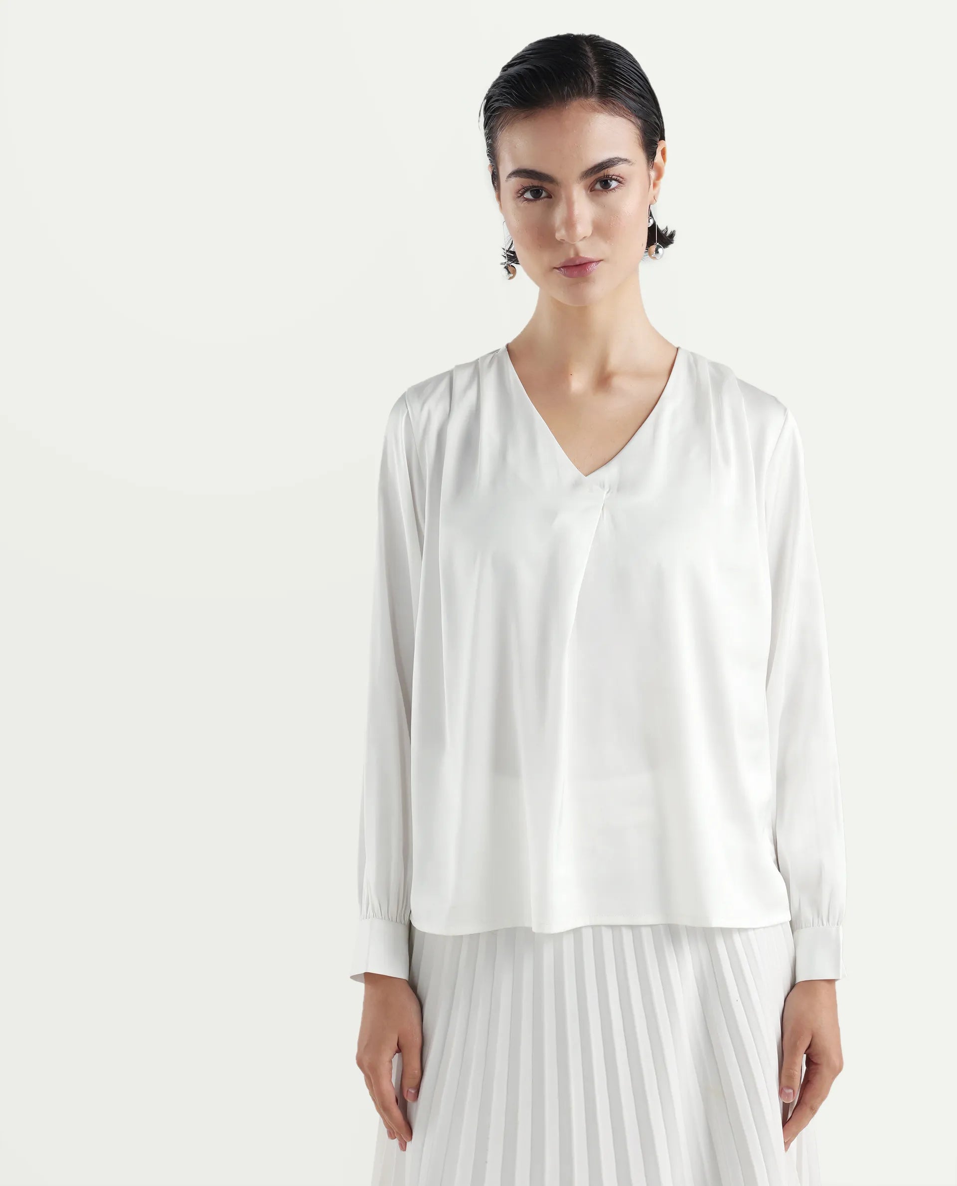 Rareism Women's Lohan White Polyester V-Neck Plain Cuffed Sleeve Regular Fit Top