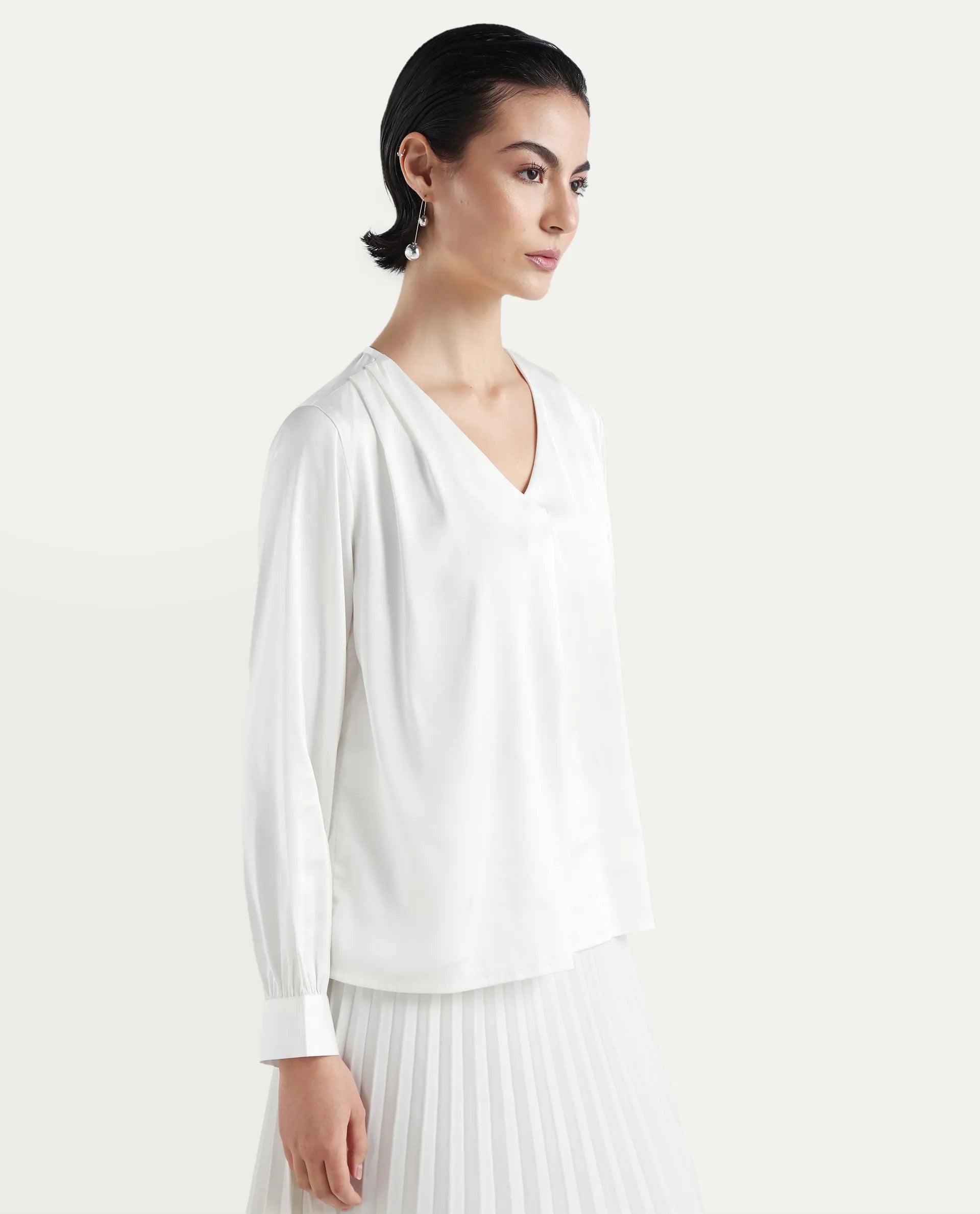 Rareism Women's Lohan White Polyester V-Neck Plain Cuffed Sleeve Regular Fit Top