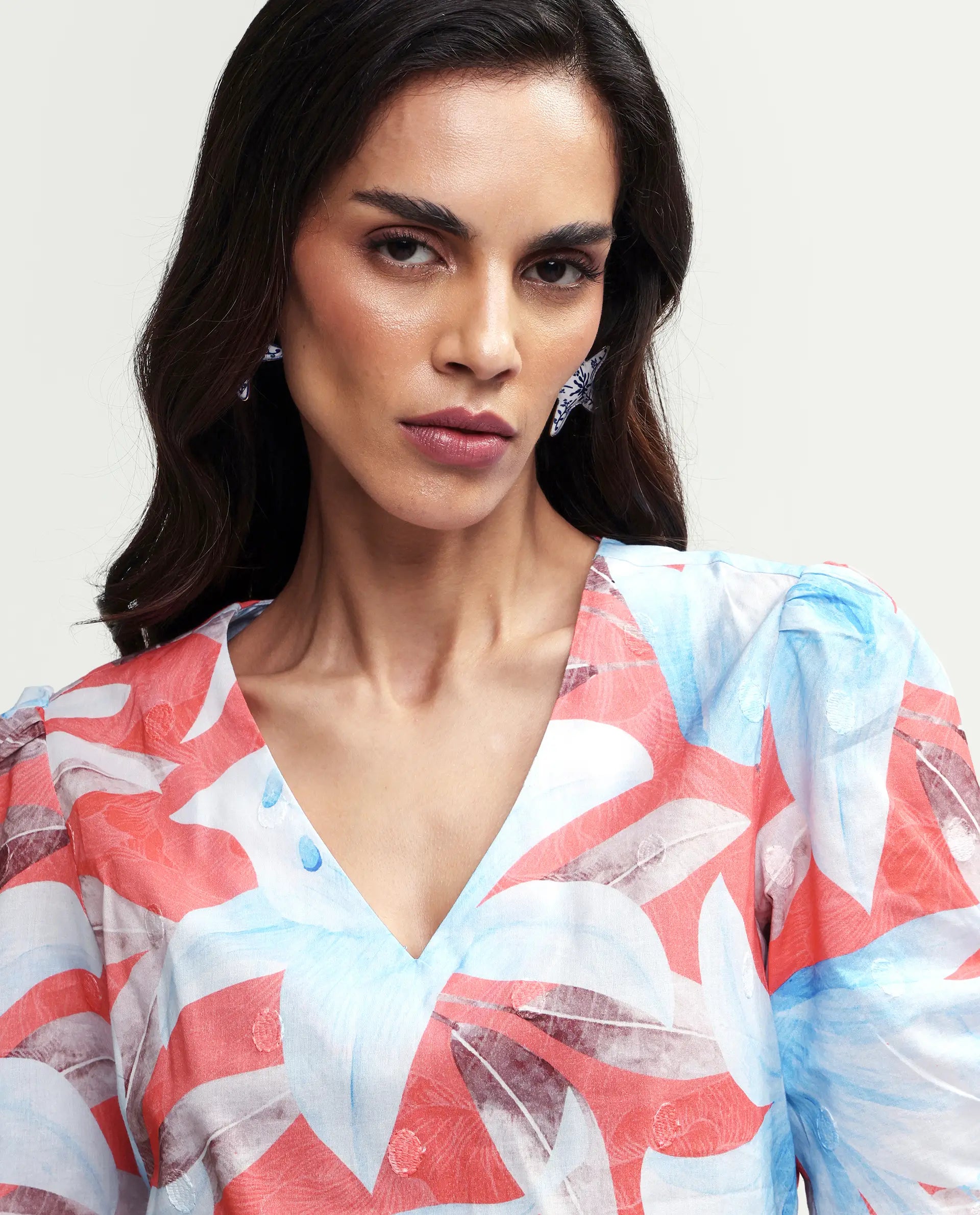 Rareism Women's Housto-T Pink Cotton V-Neck Floral Print Puff Sleeves Regular Fit Top