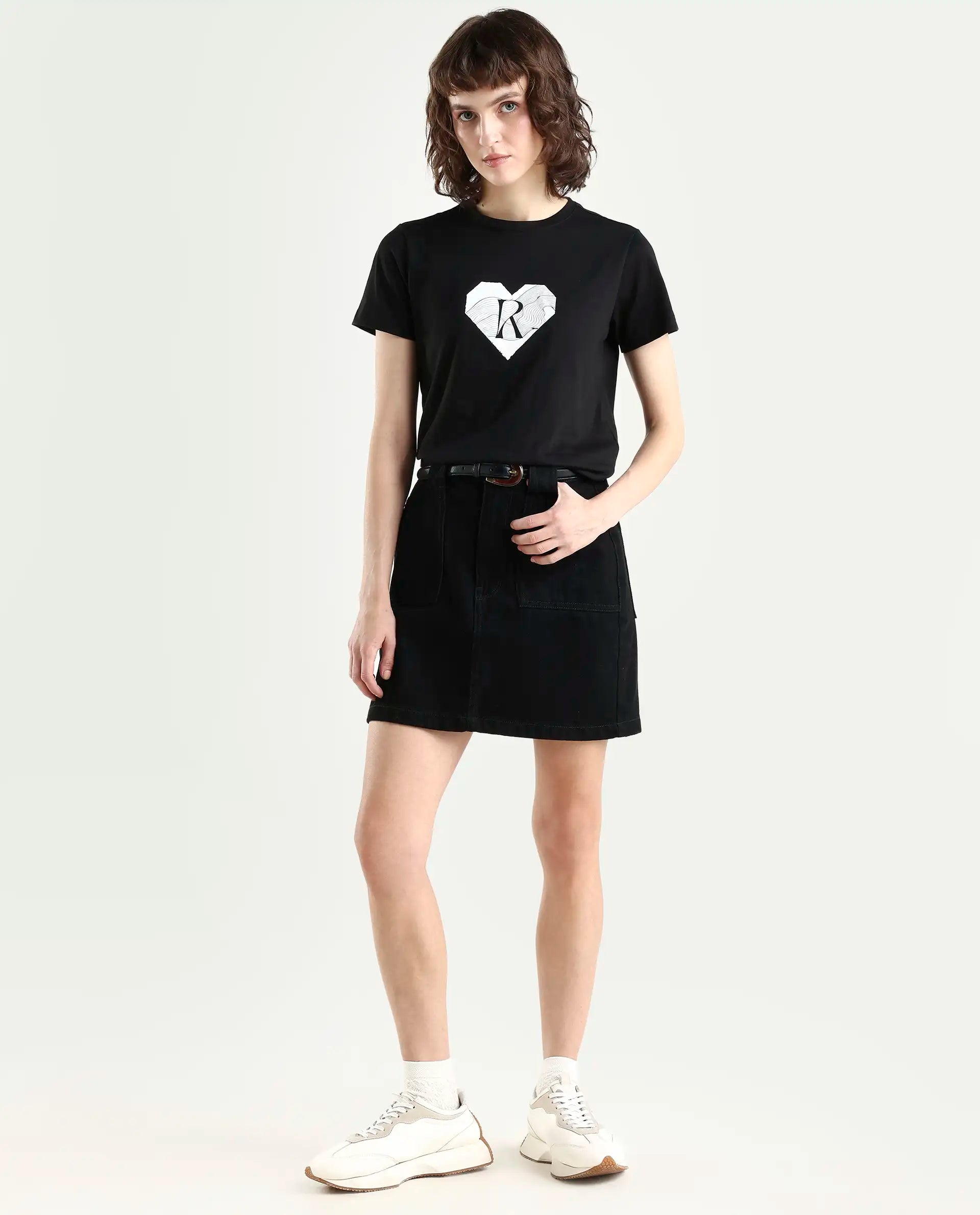 Rareism Women's Lee Black Cotton Blend Crew Neck Graphic Print Regular Fit T-Shirt