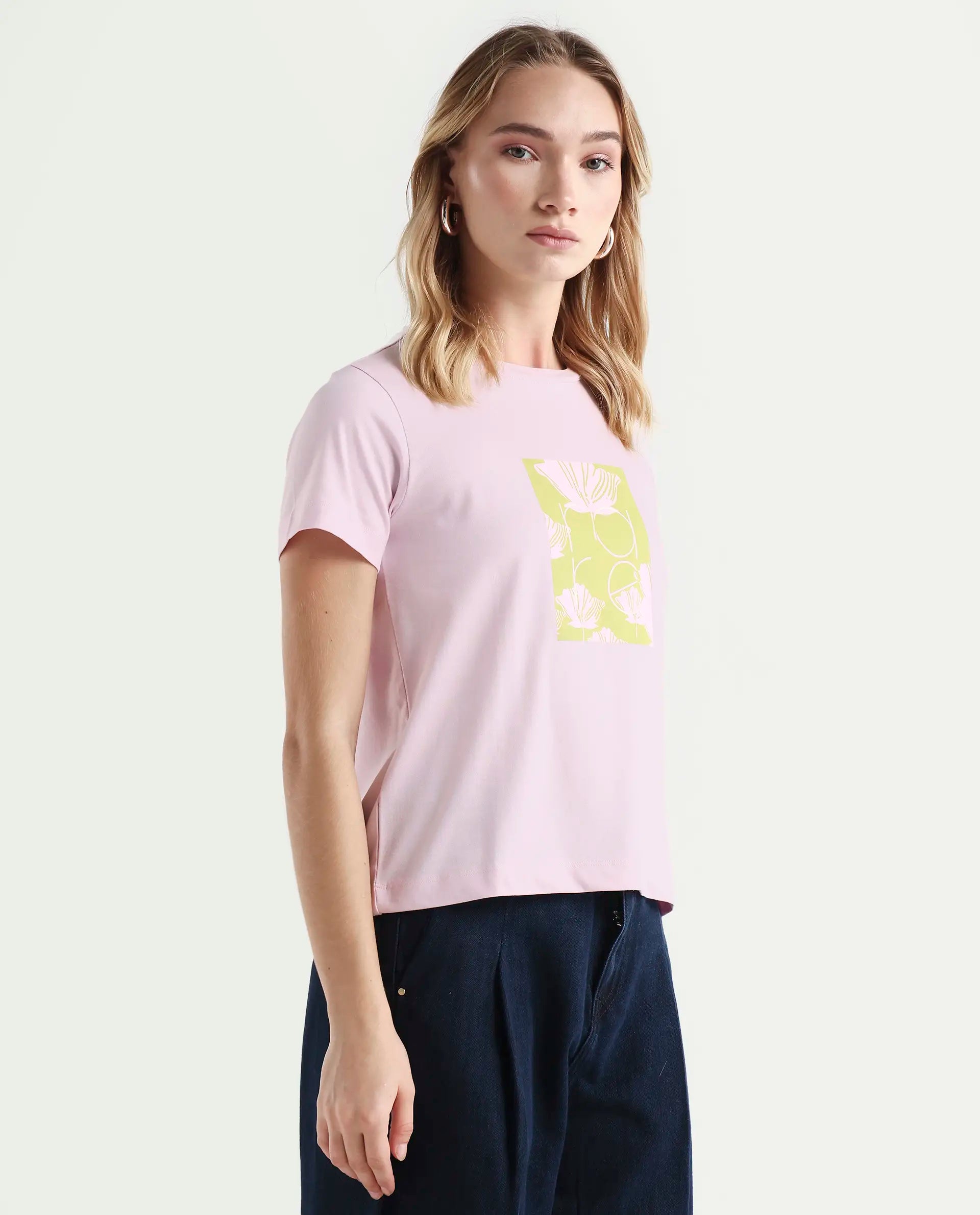 Rareism Women's Kirk Pink Cotton Crew Neck Graphic Print Regular Fit T-Shirt