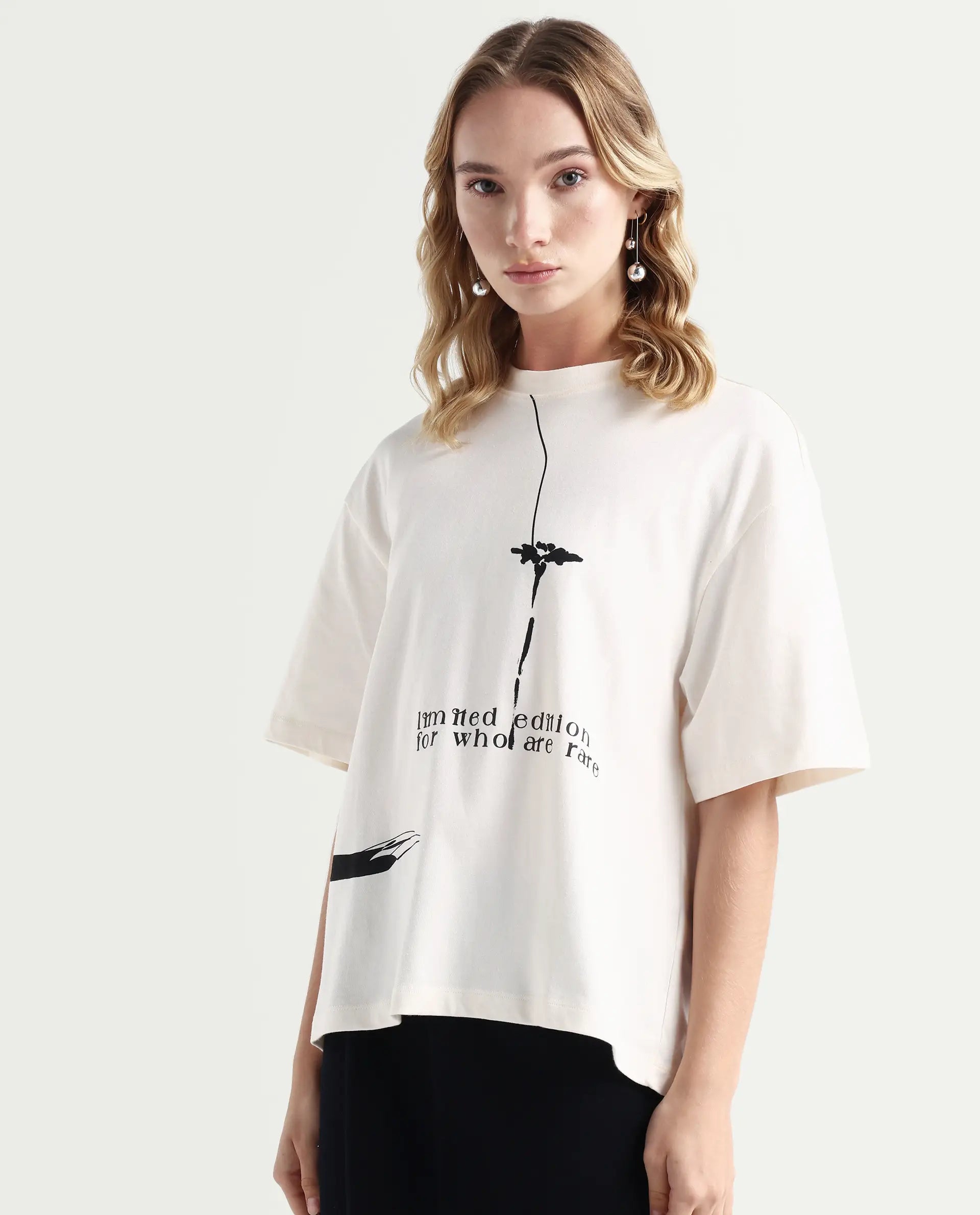 Rareism Women's Ida Off White Cotton Blend Crew Neck Graphic Print Relaxed Fit T-Shirt