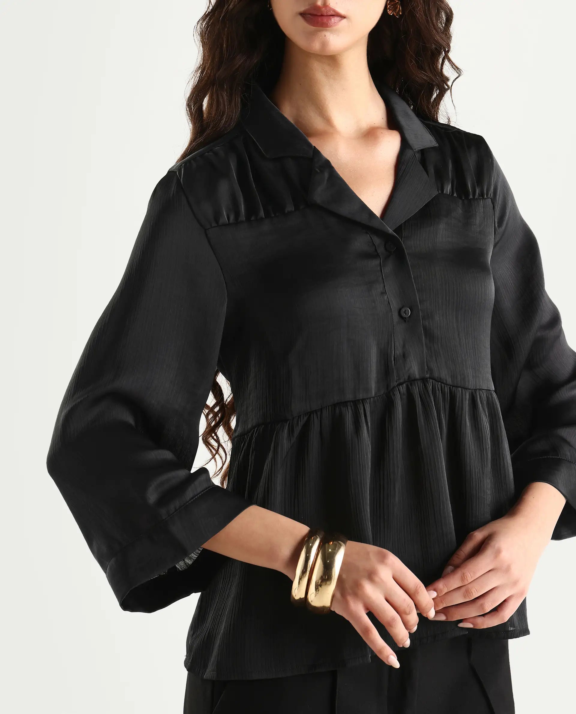 Rareism Women's Gaurerro Black Polyester Lapel Neck Plain Regular Fit Top