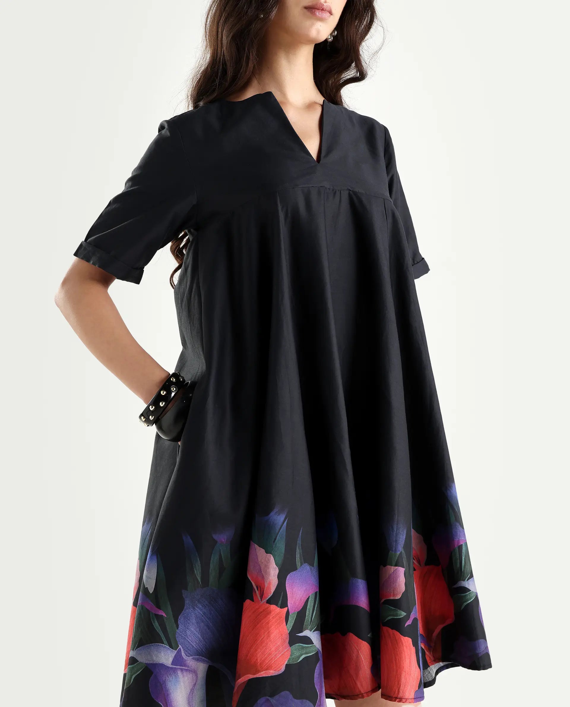 Rareism Women's Zapon Black Cotton Blend Crew Neck Floral Print Knee Length Fit And Flare Dress