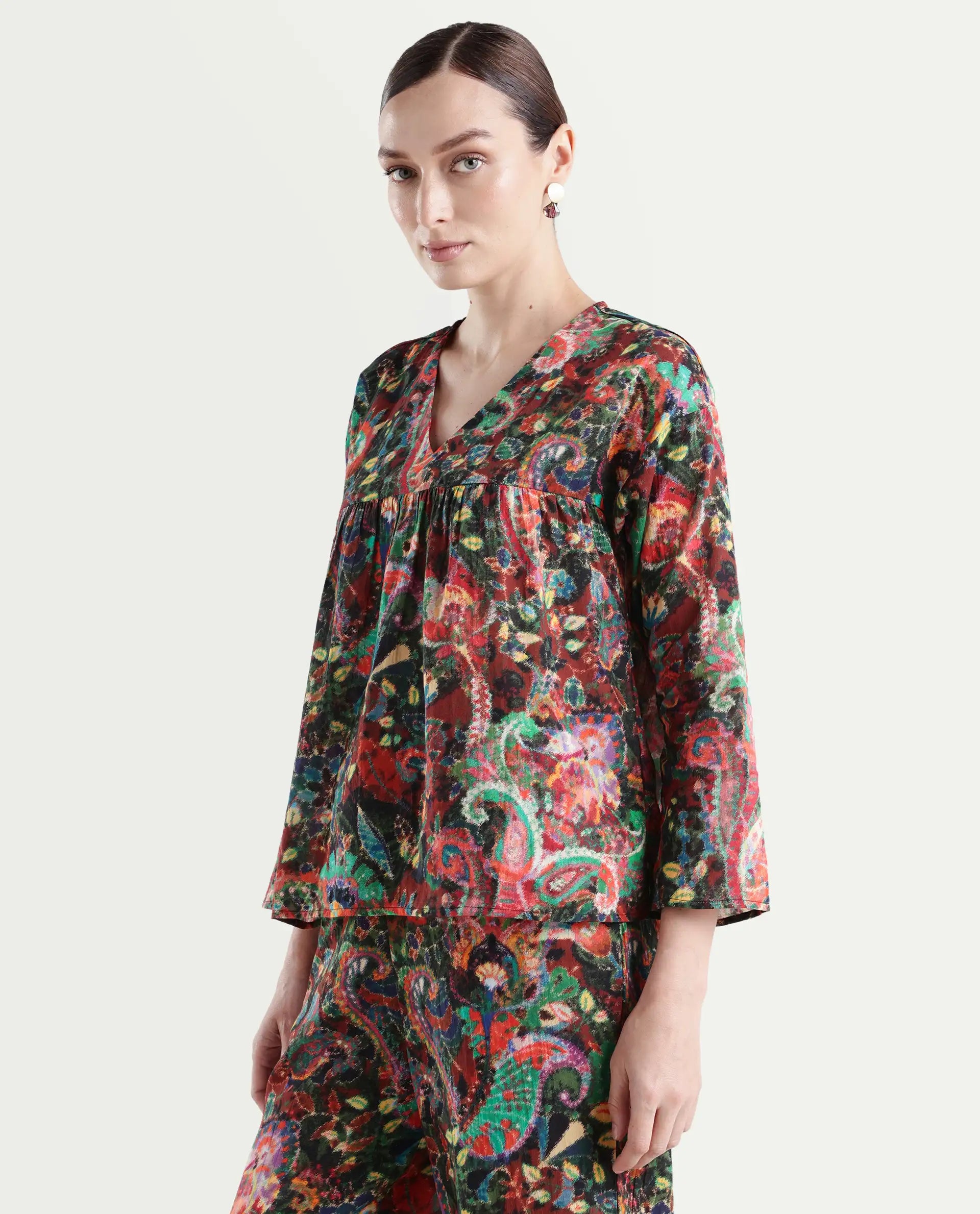 Rareism Women's Rinatao-T Dark Multi Cotton Blend V-Neck Paisley Print Regular Fit Top
