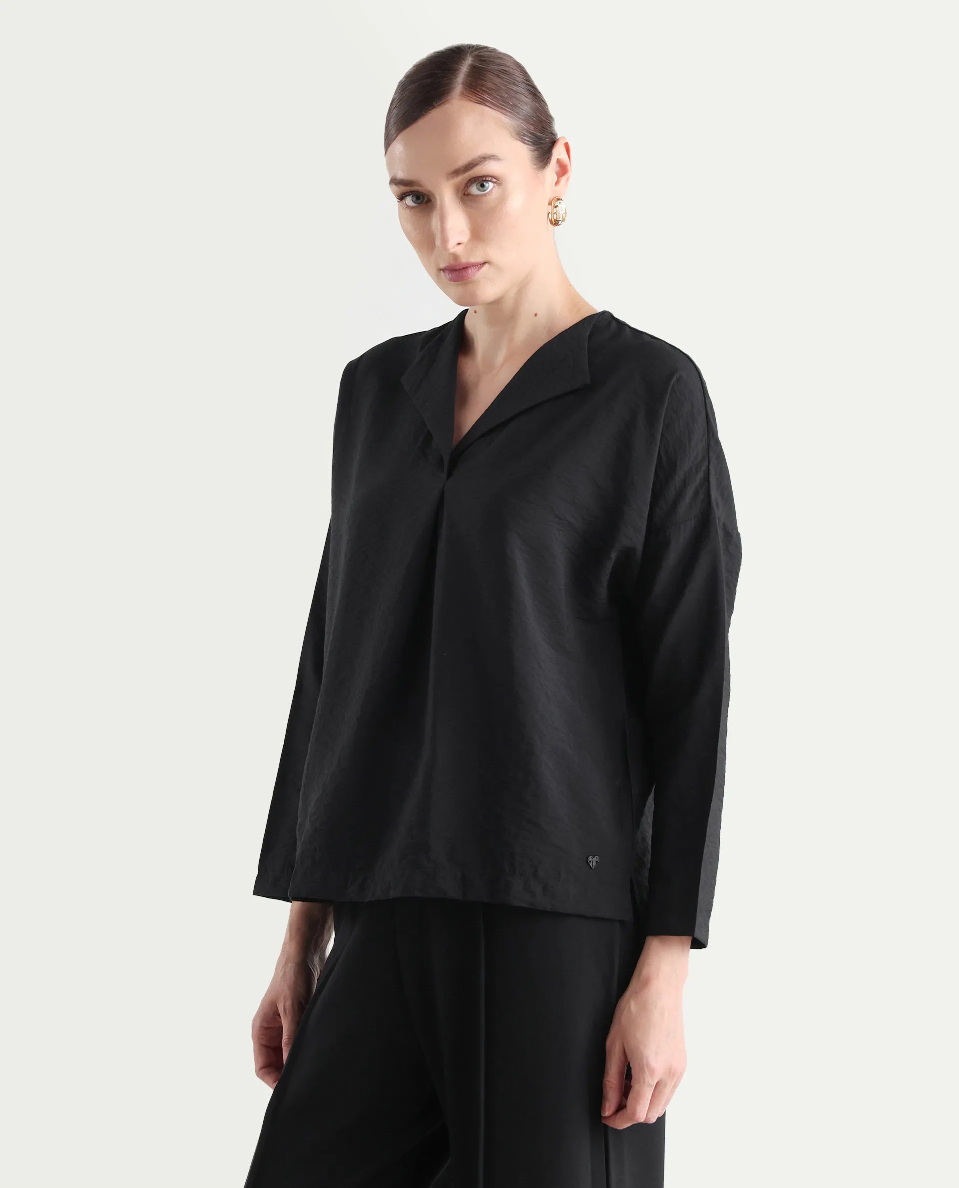 Rareism Women's Drap Black Nylon Blend Lapel Neck Plain Relaxed Fit Top