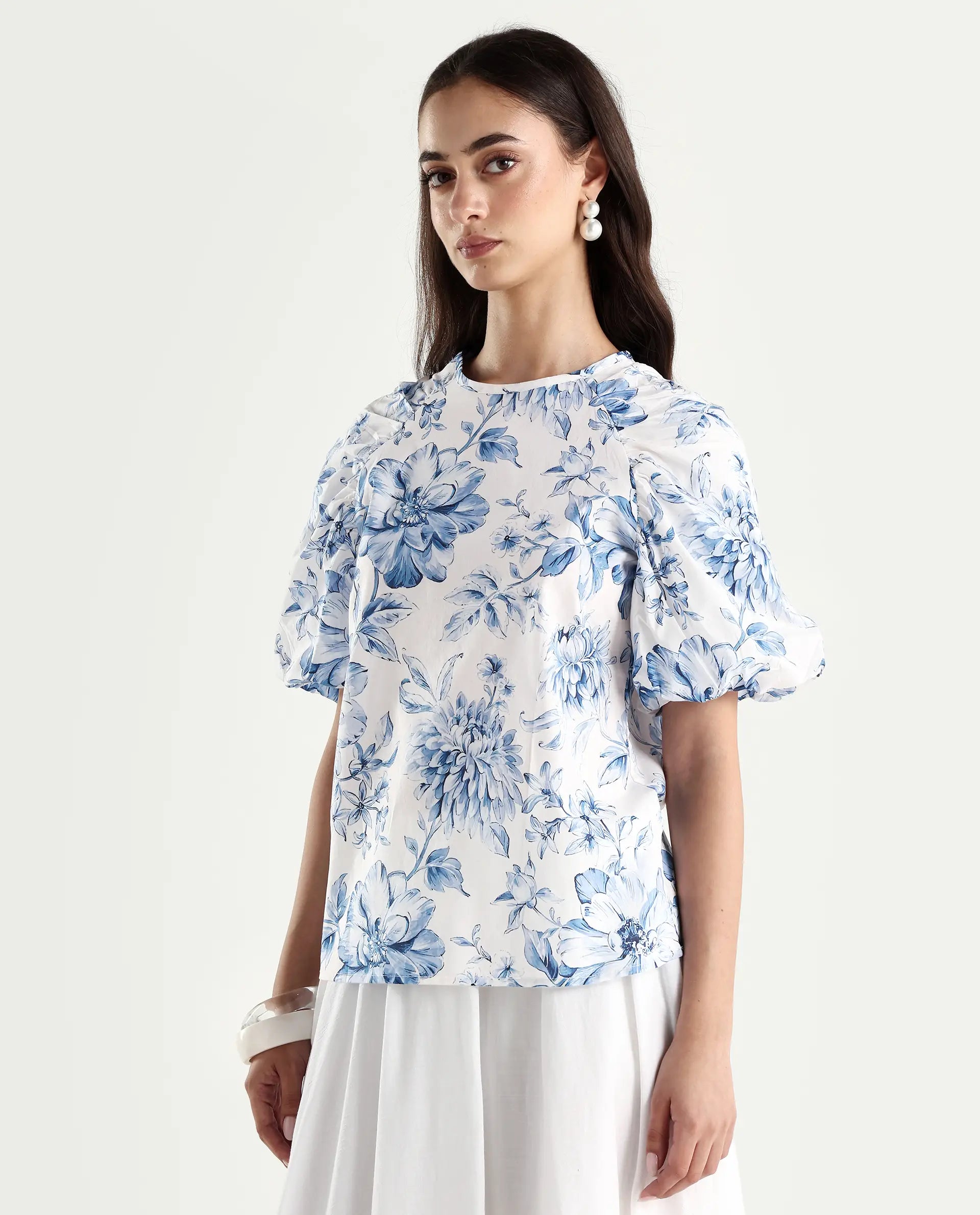 Rareism Women's Bobbie Blue Cotton Drop Collar Floral Print Raglan Sleeve Regular Fit Top