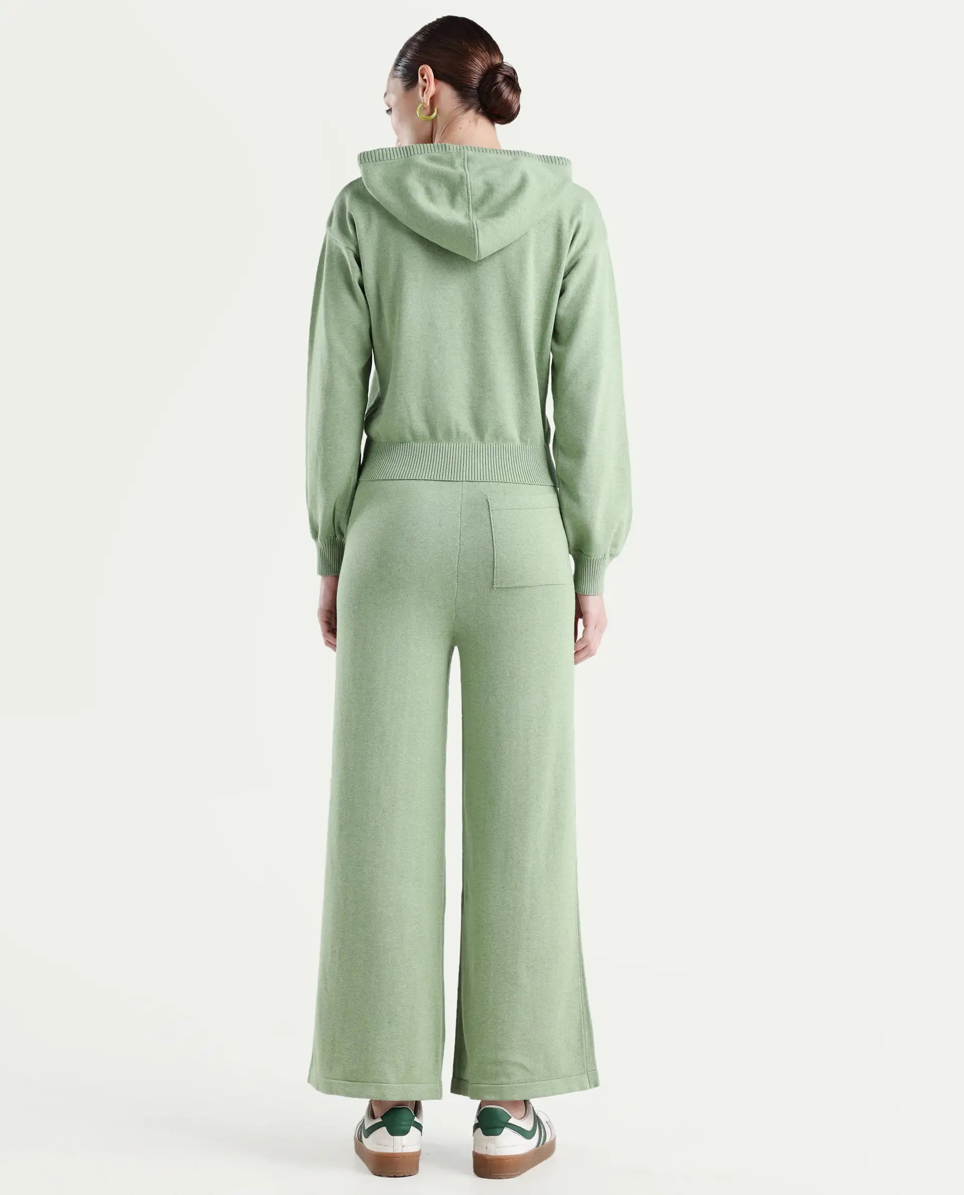 Rareism Women's Finnet B Dusky Green Knit Plain Ankle Length Straight Fit Track Pant