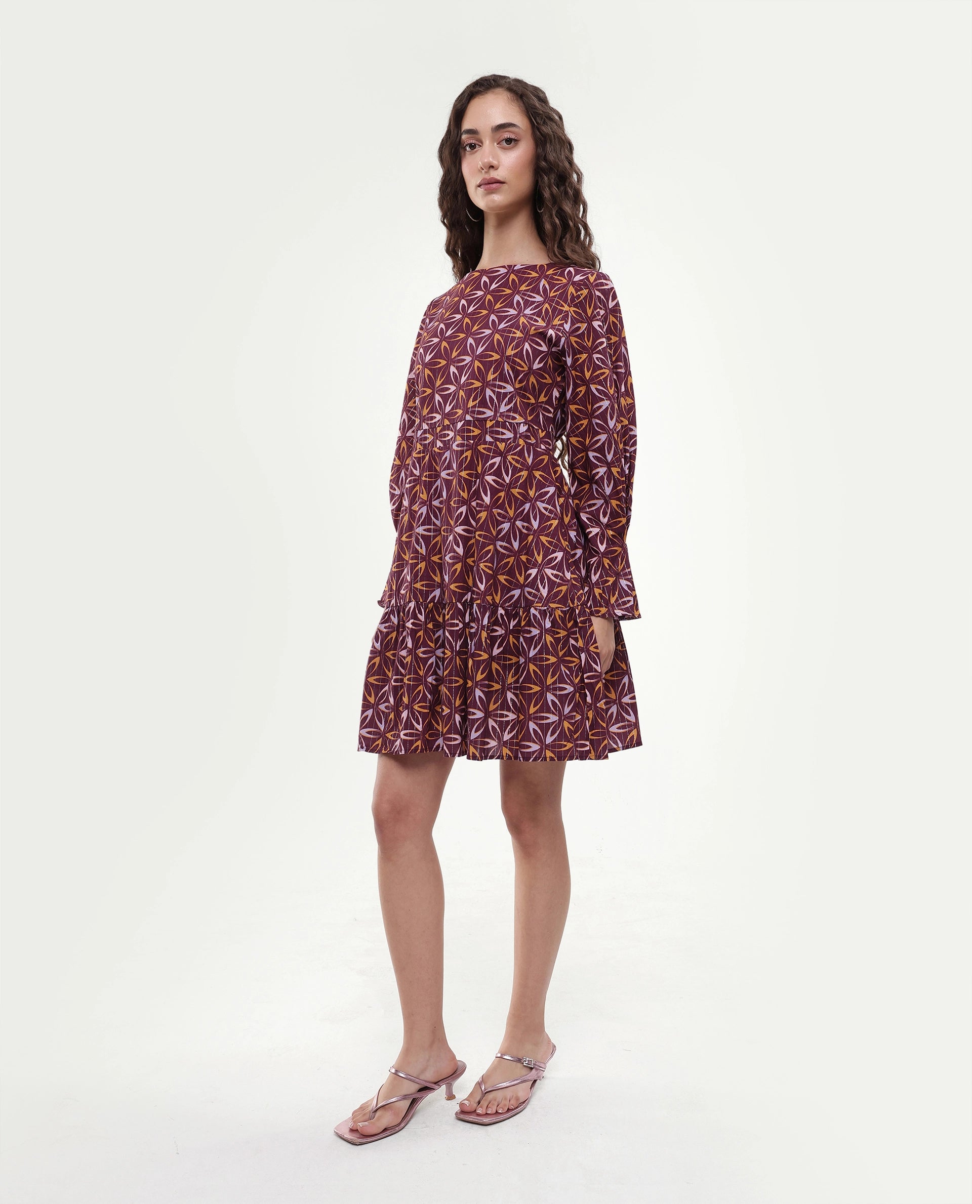 Rareism Women's Nesia Multi Cotton Sweetheart Neck Geometric Print Puff Sleeves Knee Length Tiered Dress