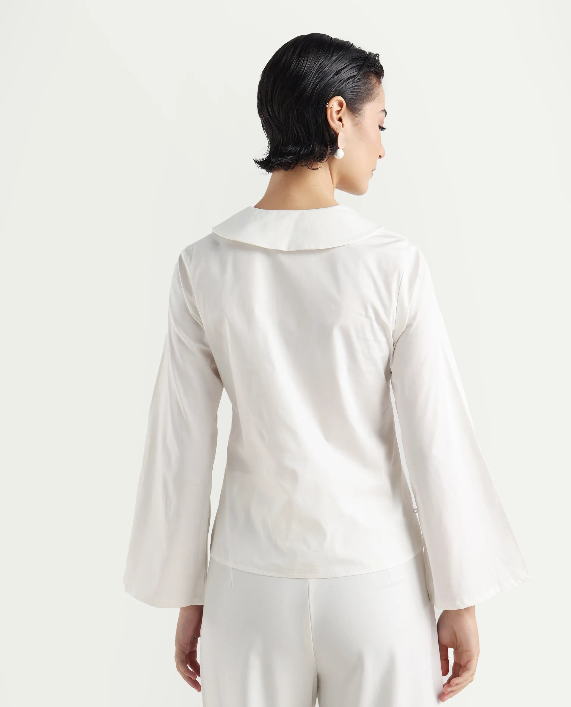 Rareism Women's Perdu White Cotton Blend V-Neck Plain Bell Sleeve Regular Fit Top